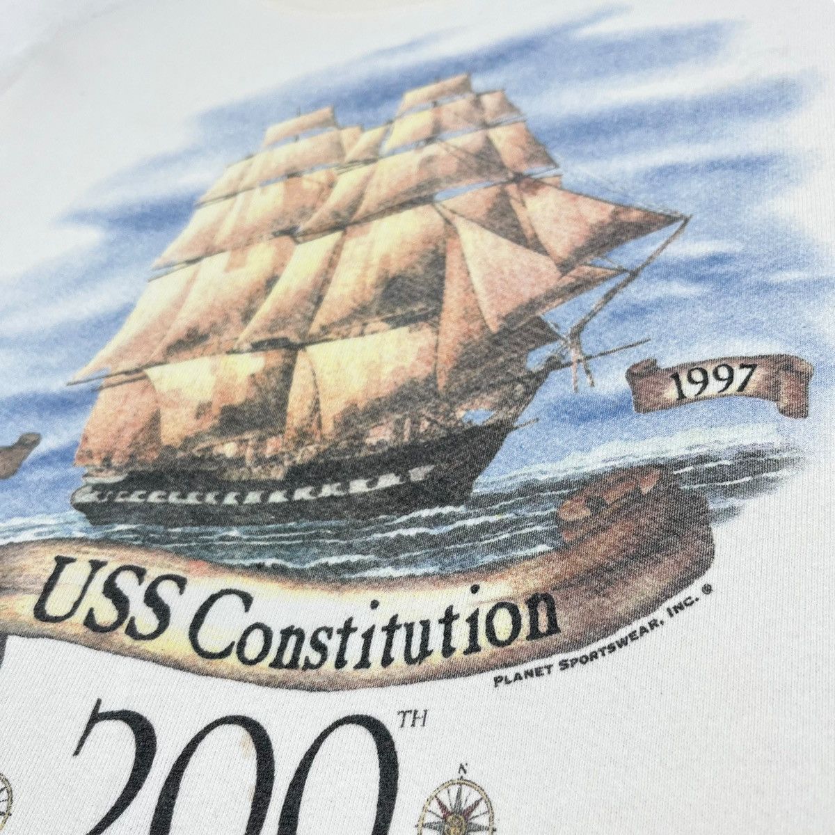 Vintage Vintage Sweatshirt USS Constitution Boston 200 Anniversary Size US L / EU 52-54 / 3 - 6 Thumbnail