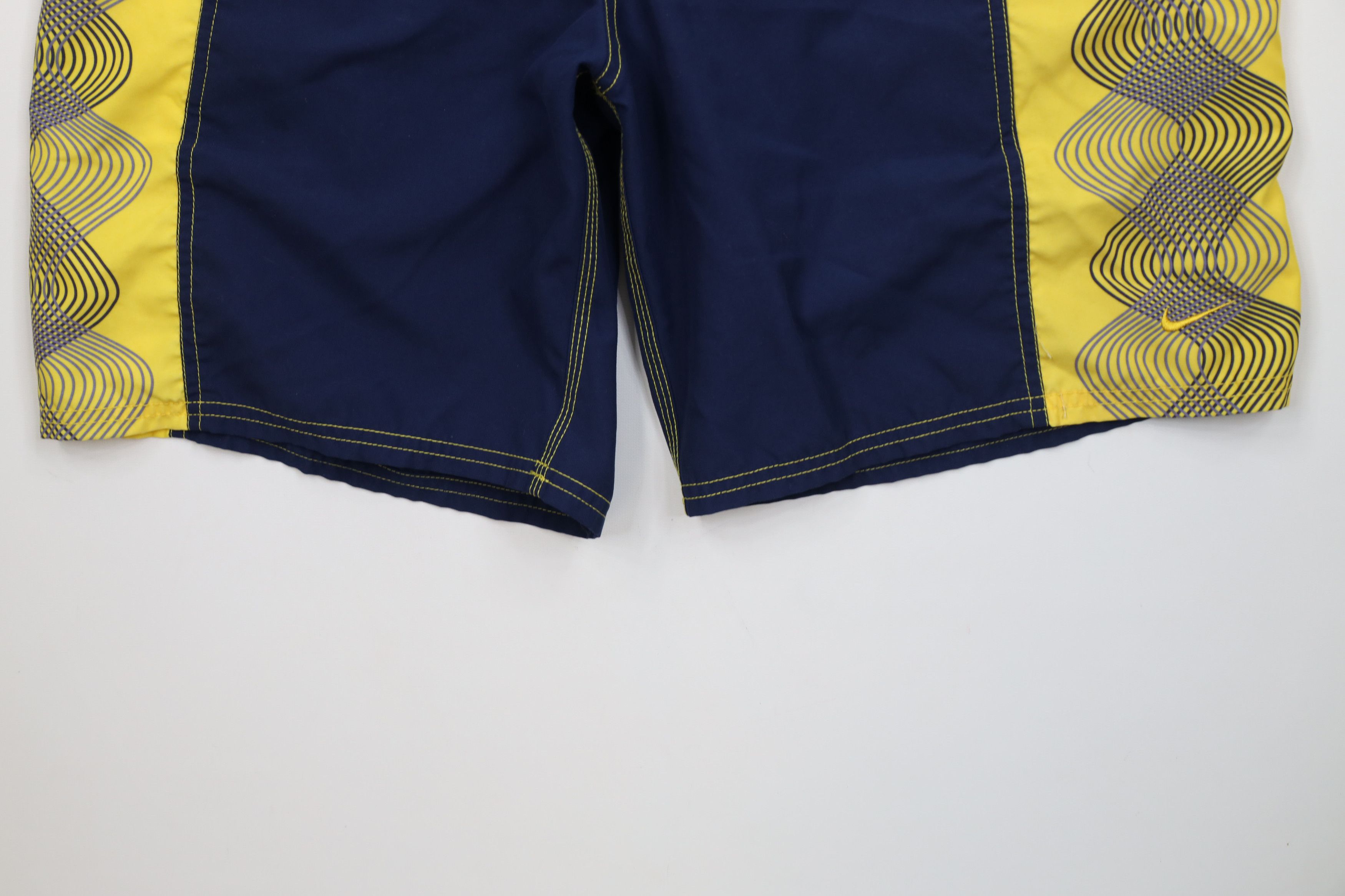 Nike Vintage Y2K Nike Travis Scott Mini Swoosh Lined Shorts Size US 36 / EU 52 - 4 Thumbnail