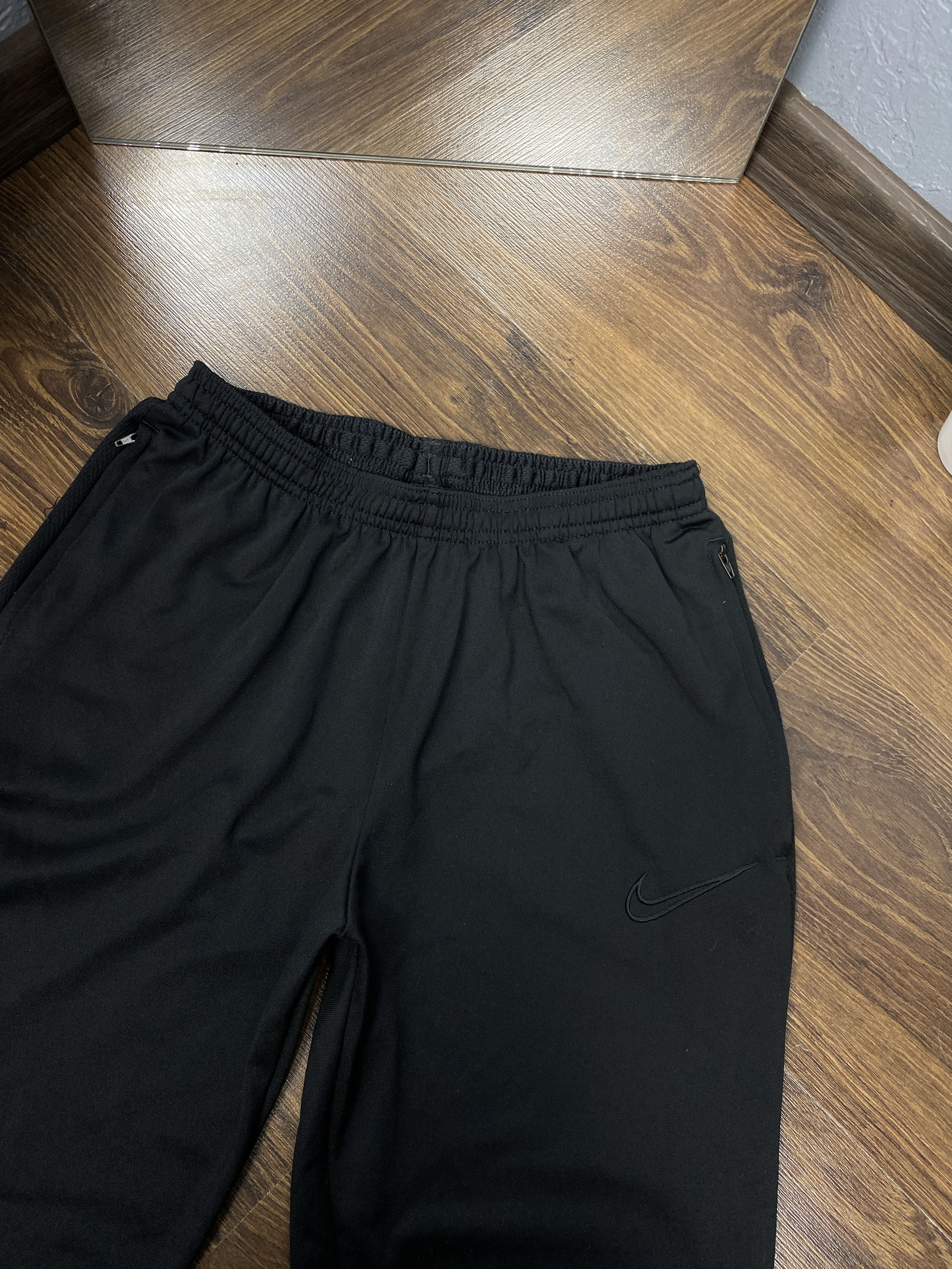 Nike Nike dri fit track pants y2k sweatpants jogger Size US 30 / EU 46 - 2 Thumbnail