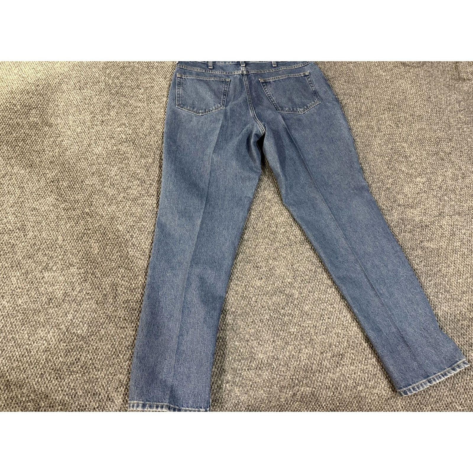Vintage L.L. Bean Jeans Mens 37x32 Blue Classic Fit Straight Leg Denim Medium Wash Jeans Mens Straight Leg 37" Blue Regular Fit Size US 37 - 5 Thumbnail