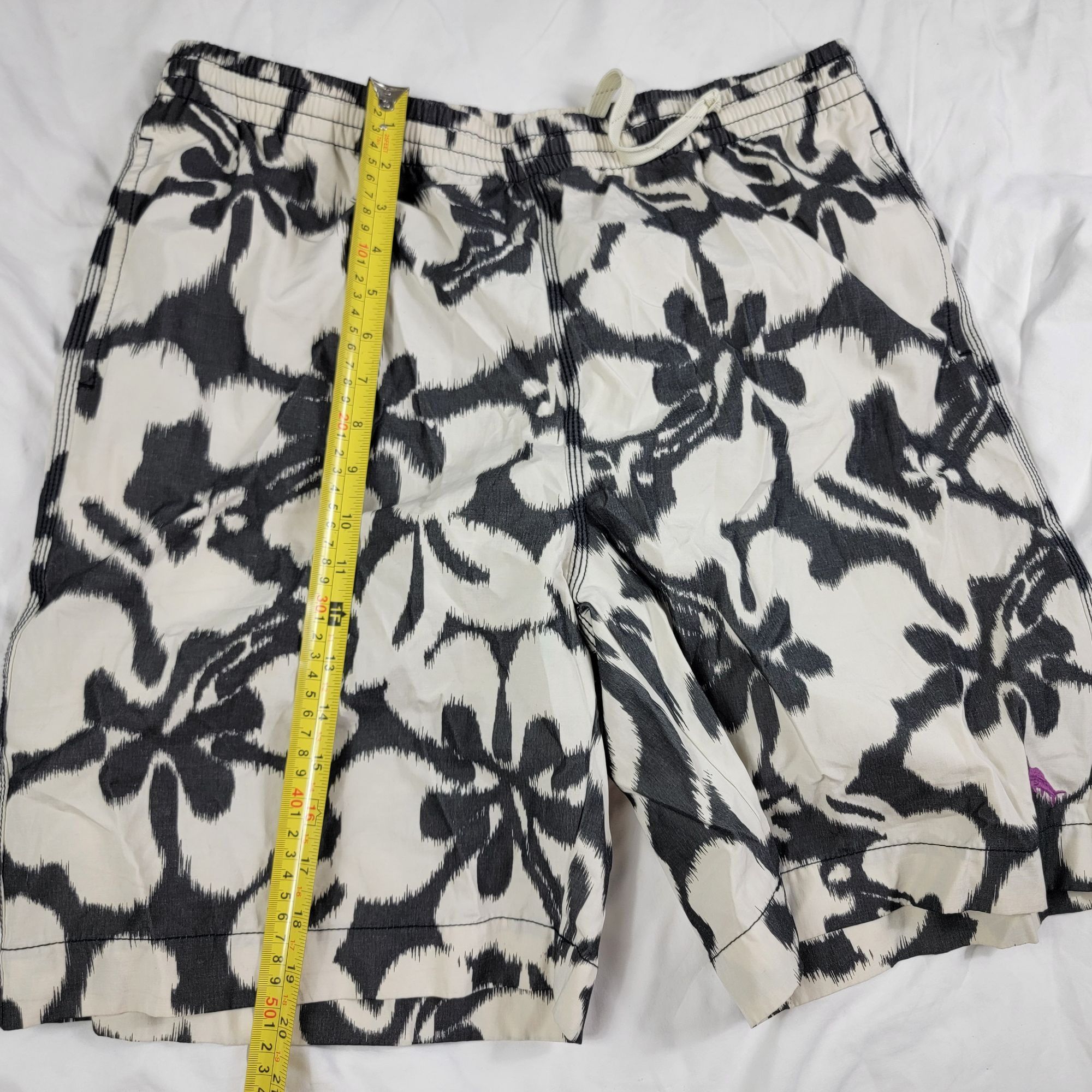 Tommy Bahama Tommy Bahama Relax Mens Large White Black Floral Swim Trunks Size US 42 / EU 58 - 9 Thumbnail