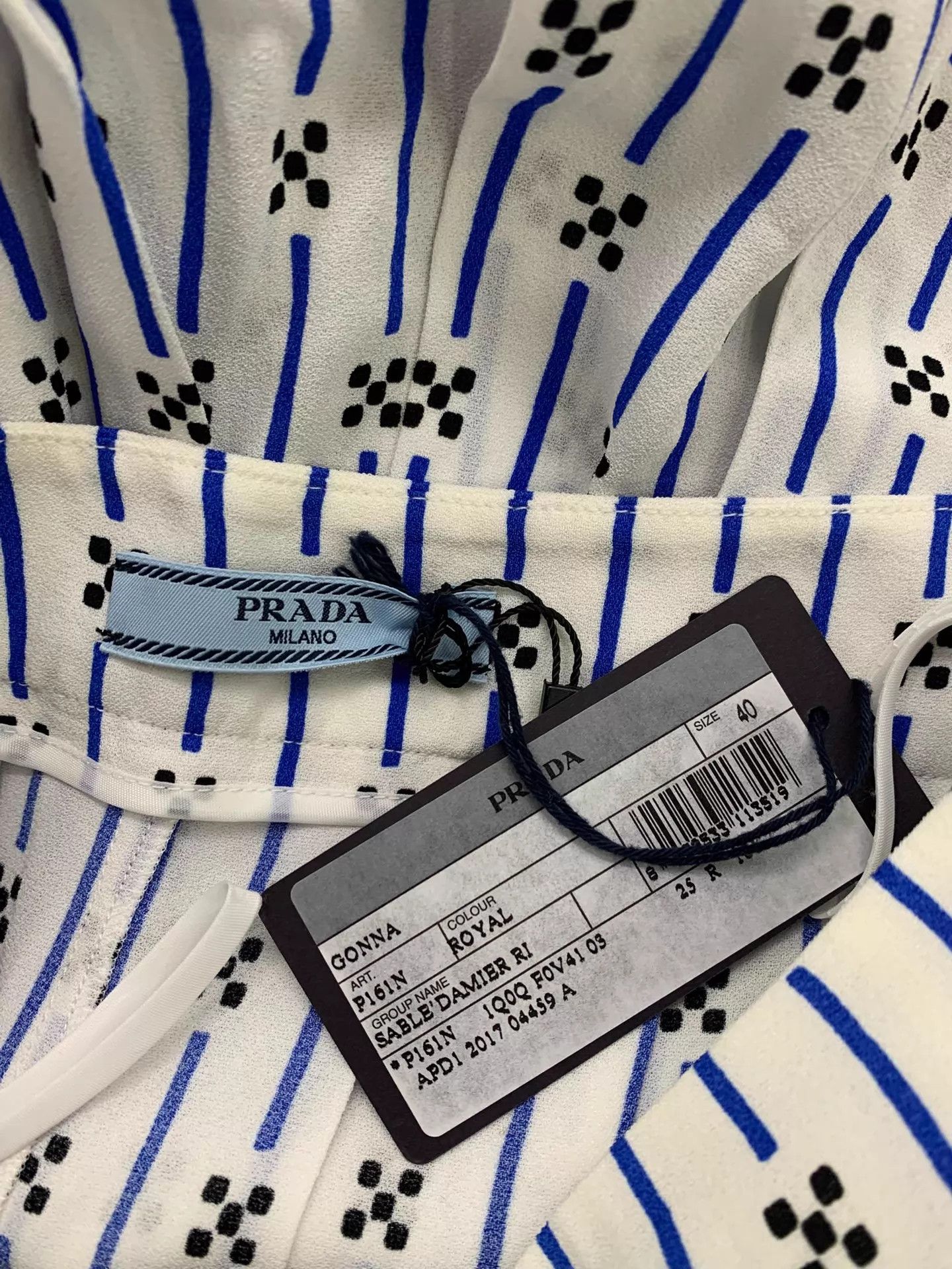 Prada Prada women's blue and white print skirt IT 40 Size 27" / US 4 / IT 40 - 4 Thumbnail