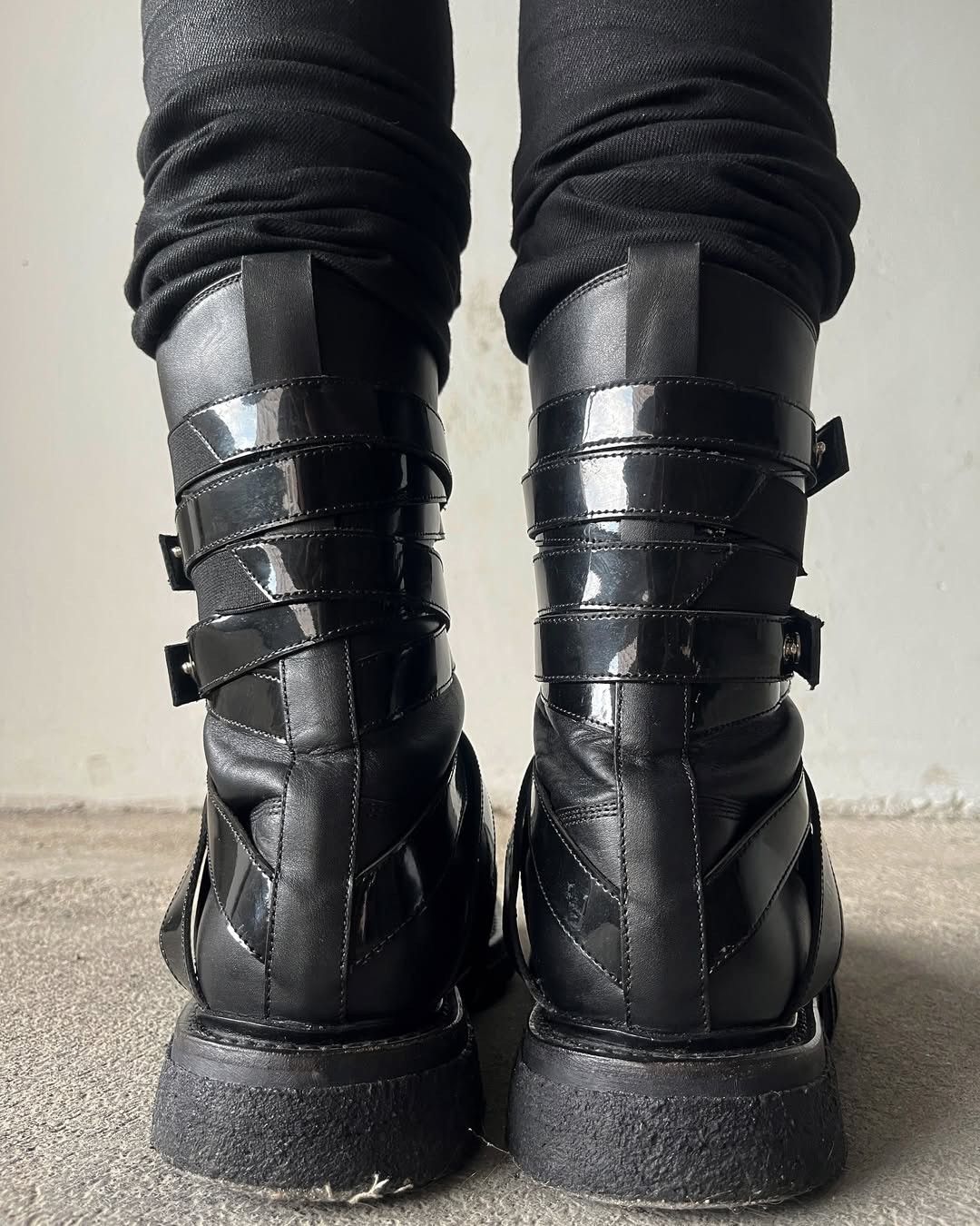 Dior Dior Homme 08AW "Lumiere Du Nord" Patent Leather Strap Boots Size US 7 / EU 40 - 12 Thumbnail