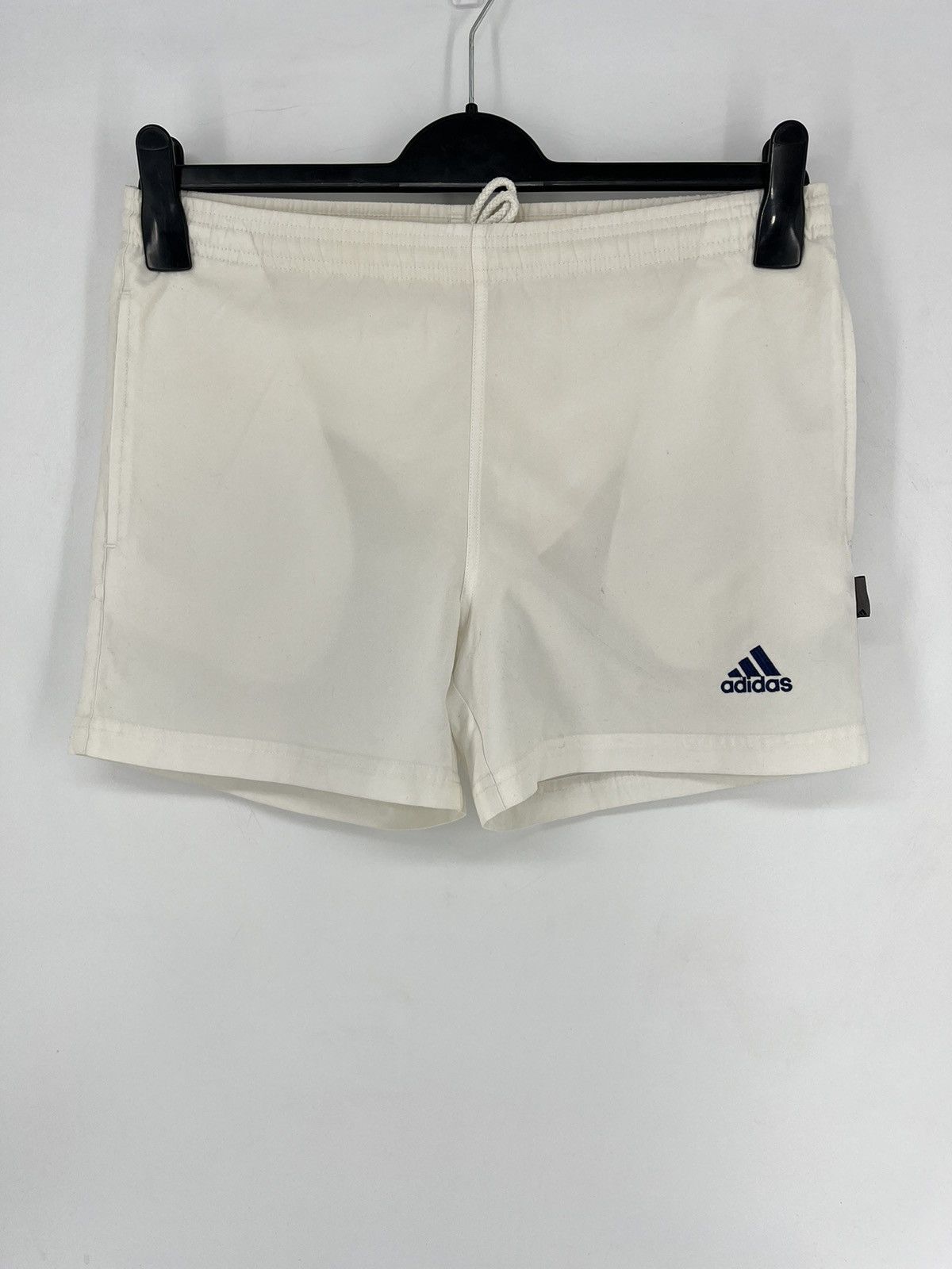 Adidas Vintage Y2K Adidas Stripes Shorts Streetwear Fashion Size US 30 / EU 46 - 1 Thumbnail