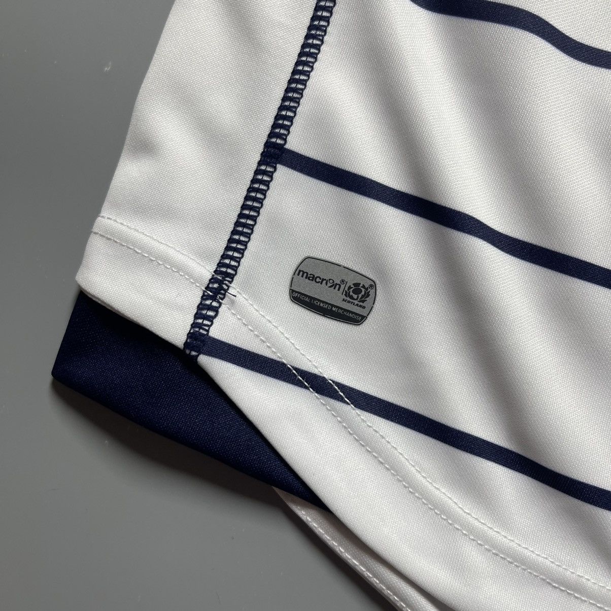 Macron RUGBY SCOTLAND MACRON 2016/2017 AWAY JERSEY Size US XXL / EU 58 / 5 - 7 Thumbnail