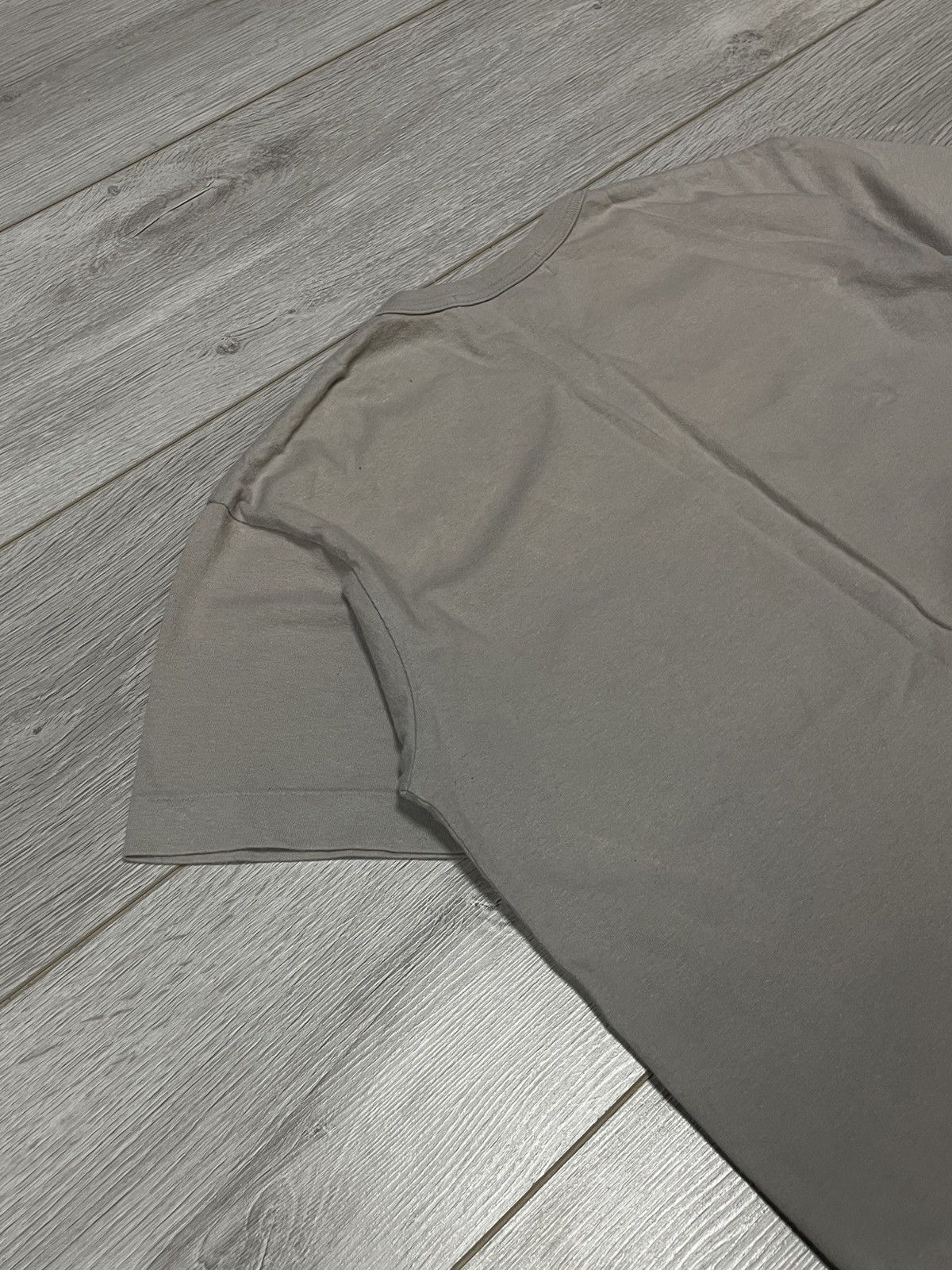 CDG by Comme des Garcons PLAY heart Comme des garçons vintage t-shirt Size US M / EU 48-50 / 2 - 11 Thumbnail
