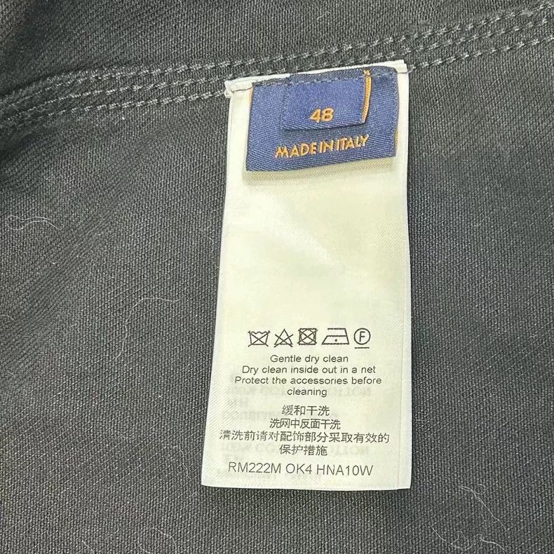 Louis Vuitton Louis Vuitton Logo Zip Jacket Size 48-2506 Size US L / EU 52-54 / 3 - 5 Thumbnail