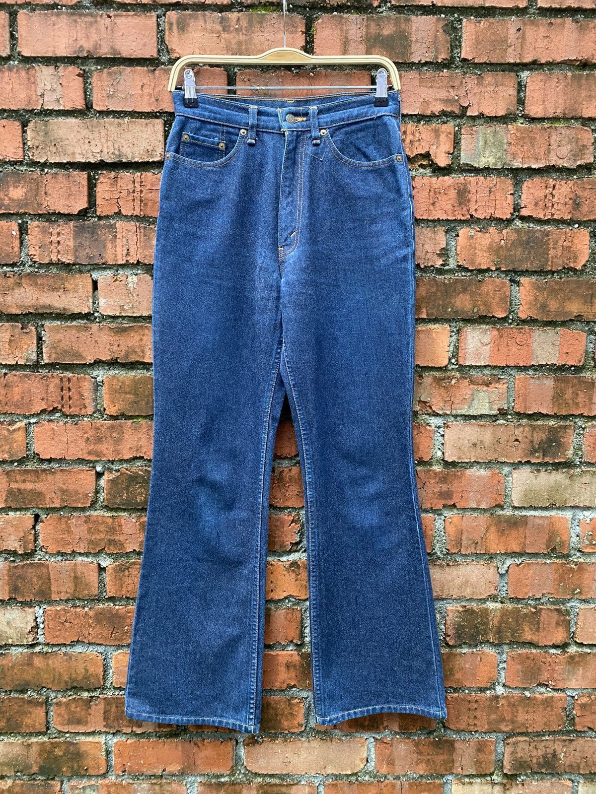 Le Grande Bleu (L.G.B.) × Levi's × Tornado Mart W28x30.5 Flare levi's 517 bootcut bellbottom made in JAPAN Size US 28 / EU 44 - 1 Thumbnail