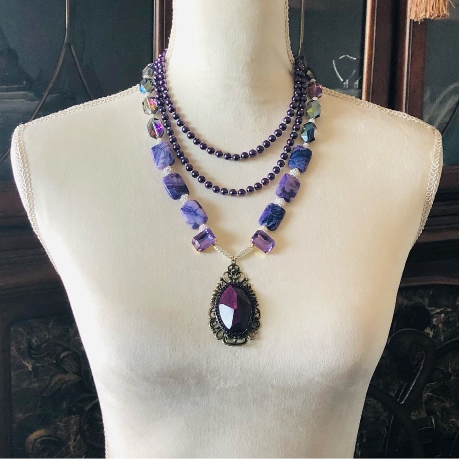 Handmade Handcrafted “purple power” genuine onyx necklace Size ONE SIZE - 4 Thumbnail