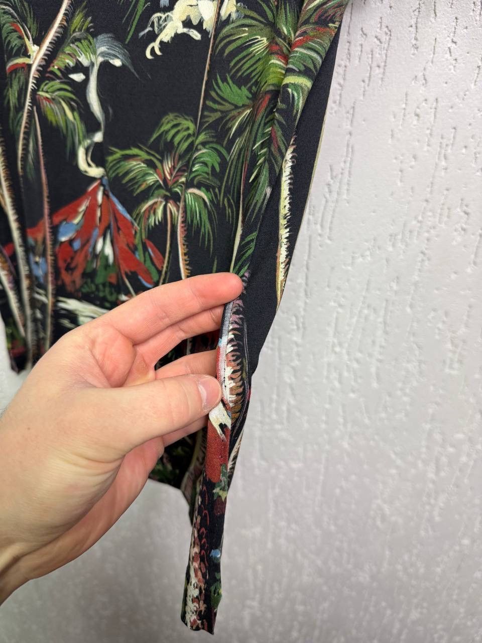 Dolce & Gabbana Dolce and Gabanna T-shirt with Volcano/jungle print Size US M / EU 48-50 / 2 - 10 Thumbnail