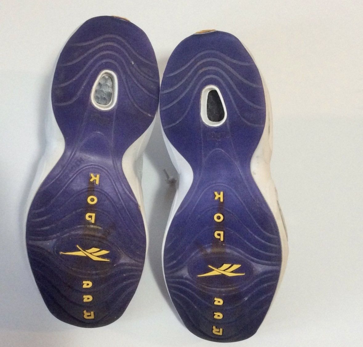 Packer Shoes × Reebok Reebok x Kobe Packer Shoes V53581 Size US 10 / EU 43 - 7 Thumbnail
