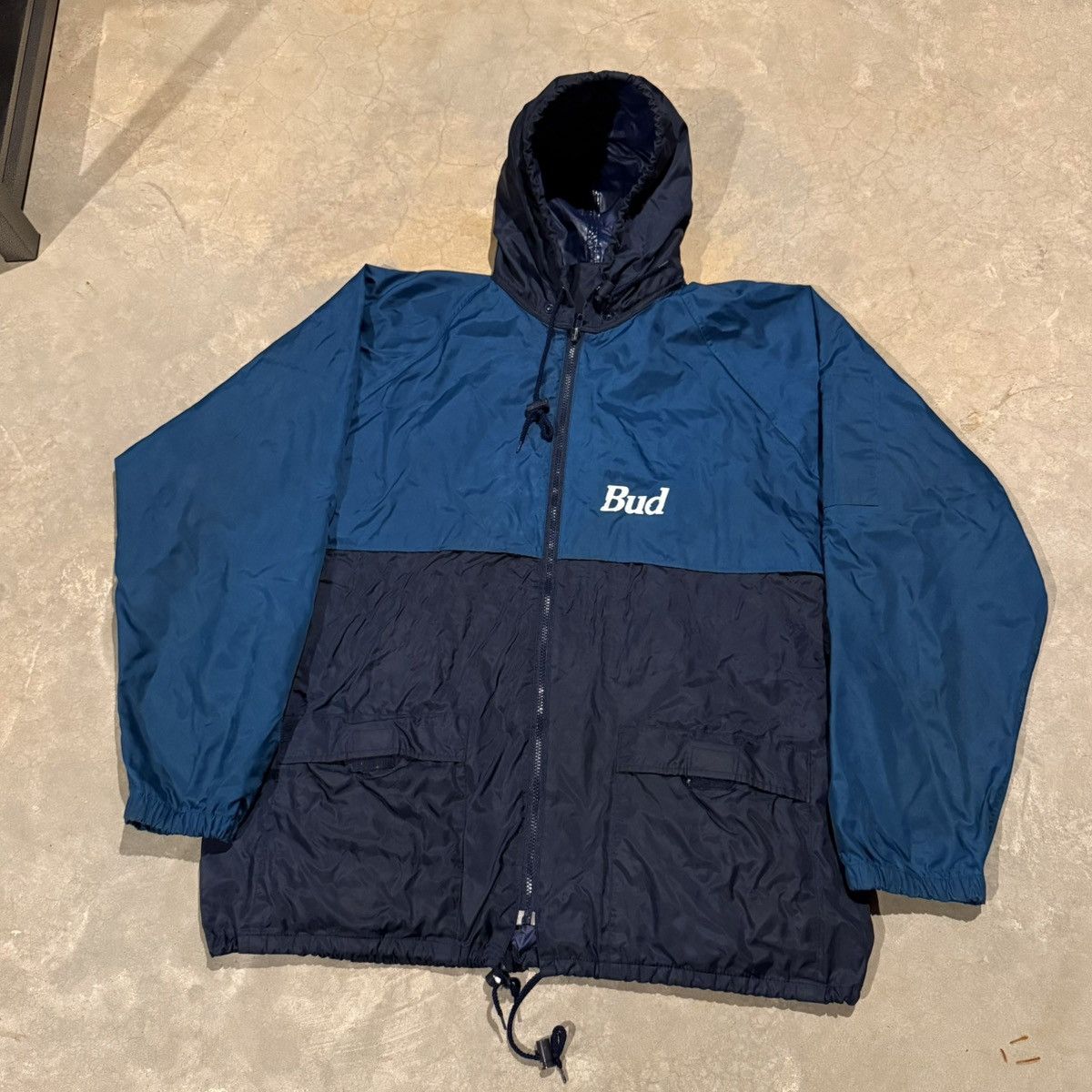 Vintage Vintage 1990s Budweiser King of Beers Taped Seam Jacket Size US XL / EU 56 / 4 - 2 Thumbnail