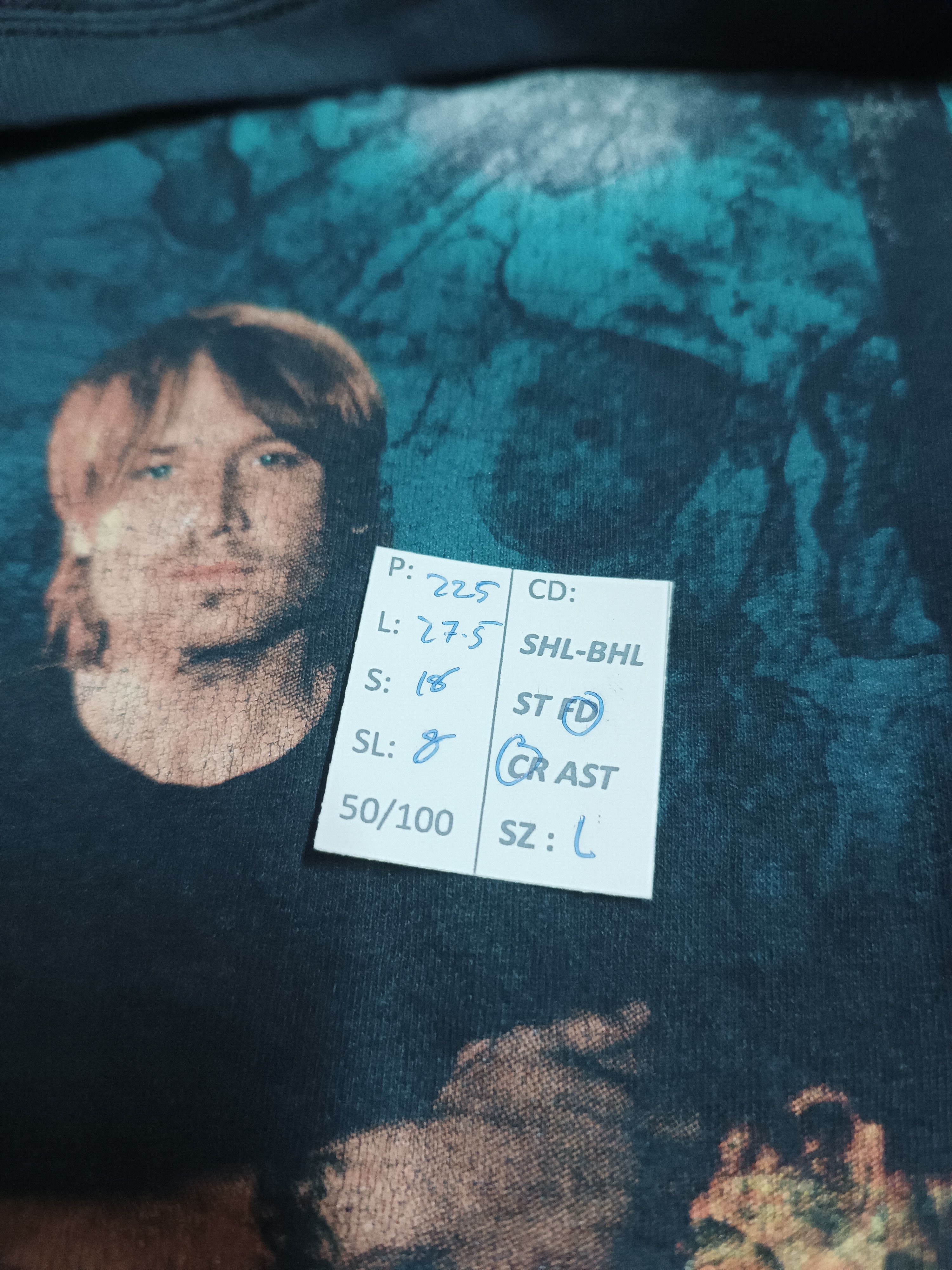FADED VINTAGE 2014 KEITH URBAN TOUR TEE blake shelton church