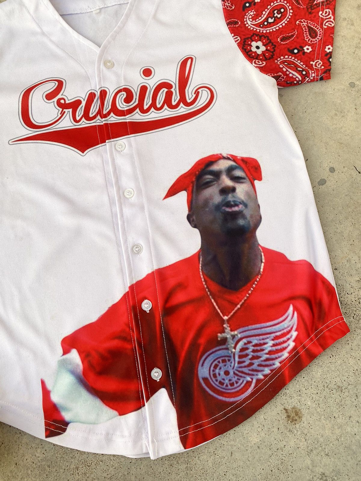 Band Tees Vintage Tupac Shakur Wear Detroit Redwings Baseball Jersey Size US L / EU 52-54 / 3 - 3 Thumbnail