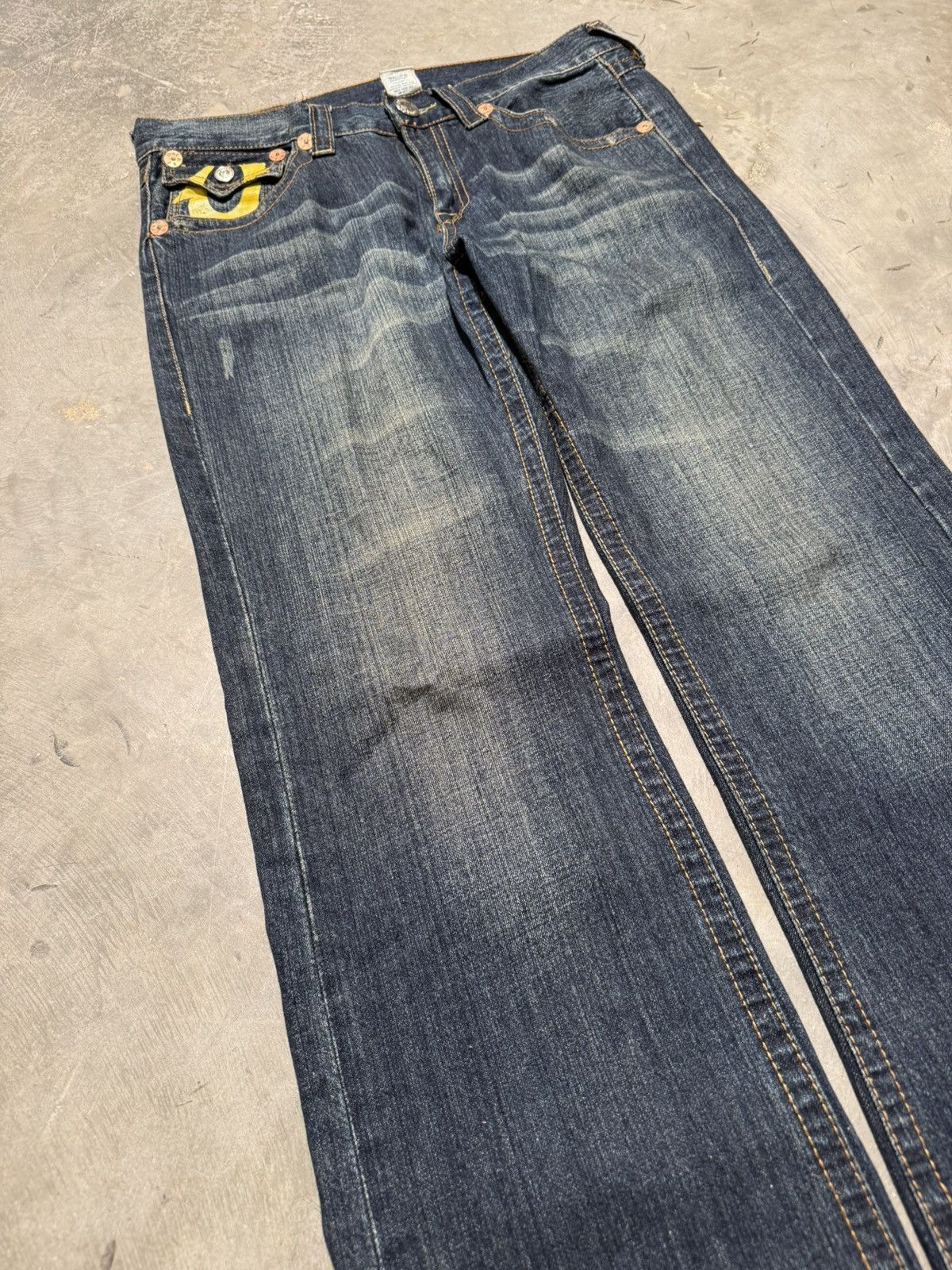 True Religion Baggy Y2K True religion made in the USA Size US 34 / EU 50 - 3 Thumbnail