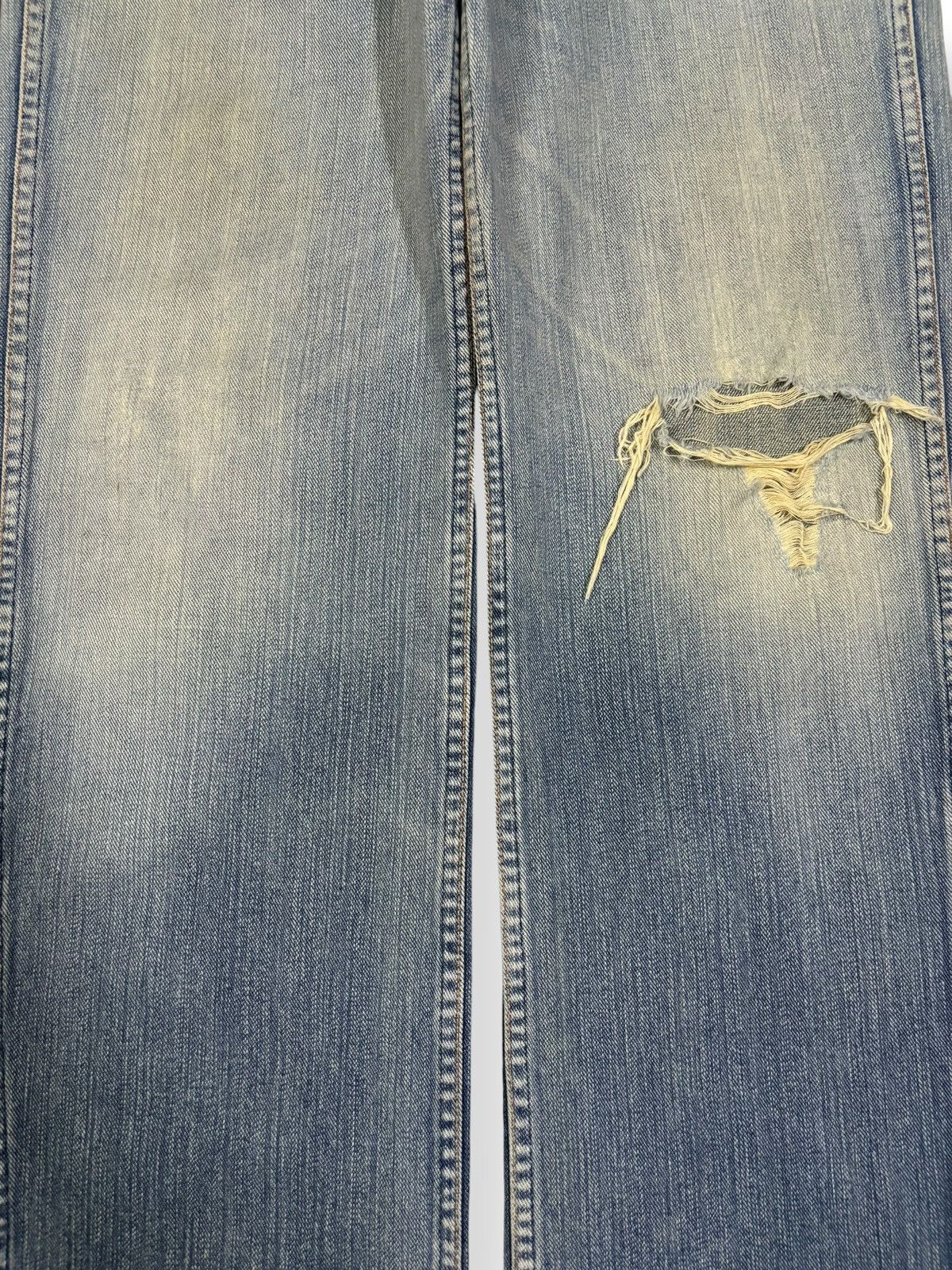 Wrangler Vintage Y2K Wrangler Blue Wash Faded Distressed Jeans Size US 34 / EU 50 - 4 Thumbnail