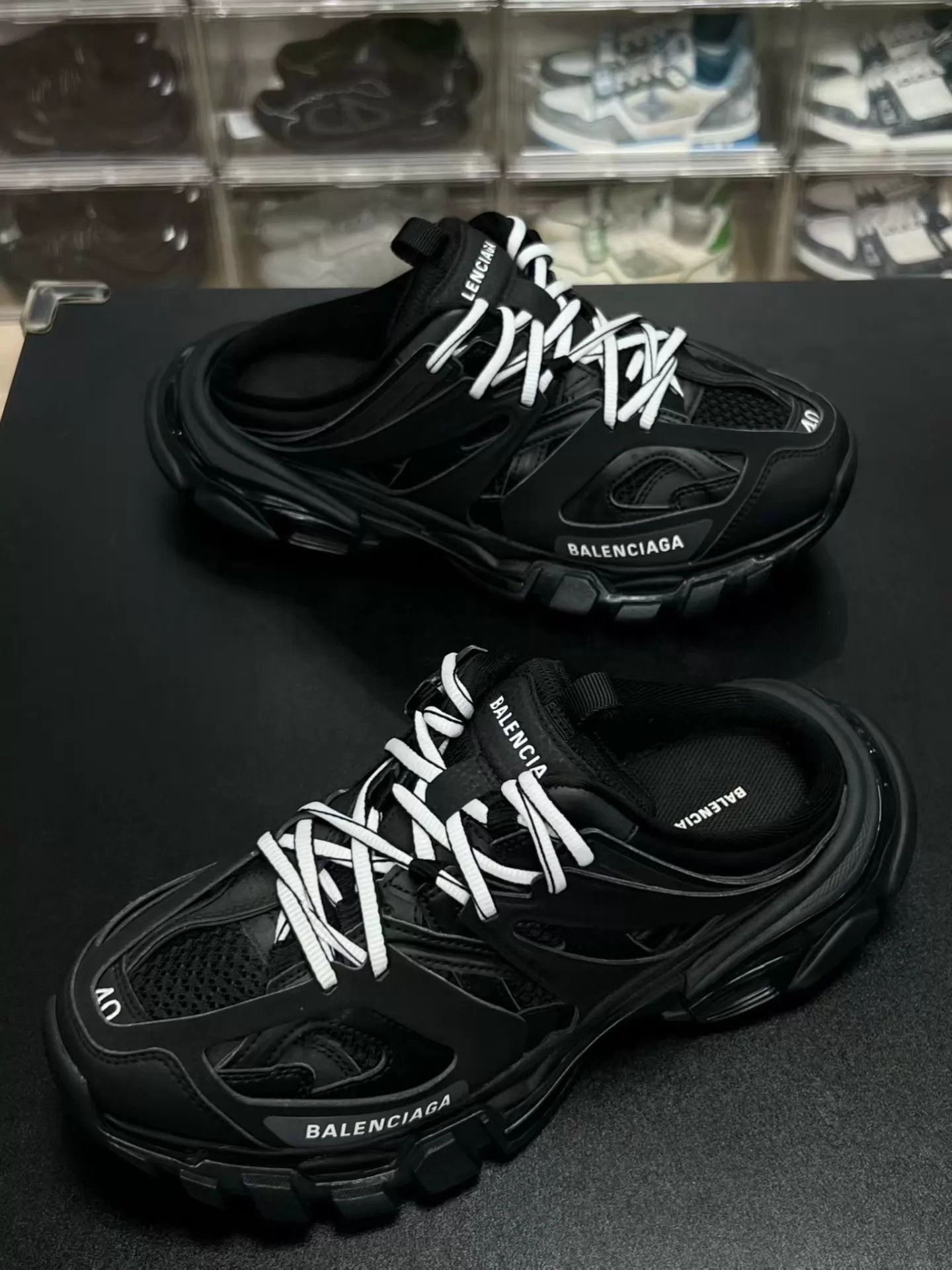 Balenciaga Black Low-Top Lace-Up Chunky Sneakers Size US 7 / EU 40 - 1 Thumbnail
