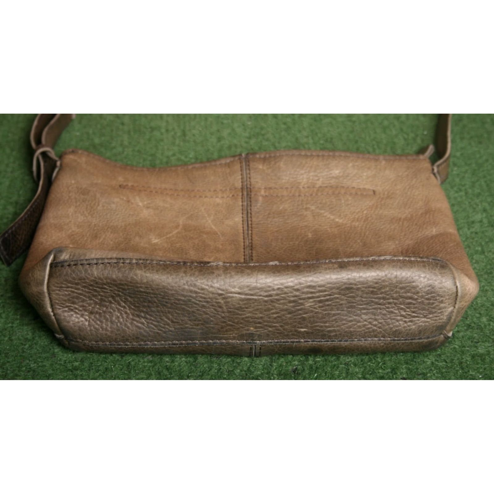 Vintage Duluth Trading Co. Leather Saddle Crossbody Bag Purse Stone Brown Lifetime Crossbody Handbag Women Leather Exterior Zip Closure Size ONE SIZE - 4 Thumbnail