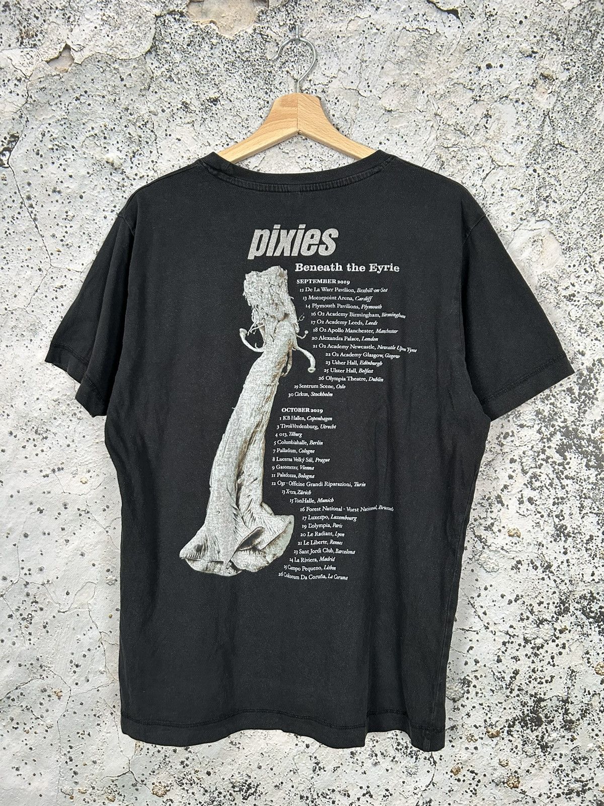 Band Tees Pixies Rock Band Tee Vintage Tour Graphic Grunge Punk Size US L / EU 52-54 / 3 - 1 Thumbnail