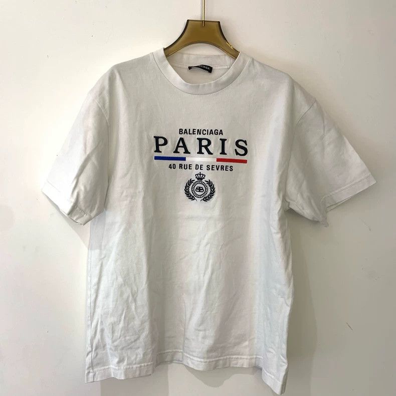 Balenciaga Balenciaga Crown Logo Letter Printed Short Sleeve T-Shirt Size US S / EU 44-46 / 1 - 1 Thumbnail