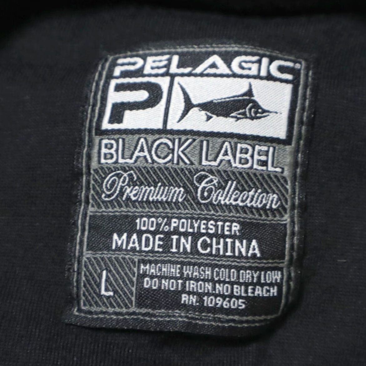 Vintage **Pelagic Black Label All Over Print T-Shirt Blue Men's L** User: **Black Label All Over Print T-Shirt Blue Men's L** Pelagic ** Size US L / EU 52-54 / 3 - 5 Thumbnail