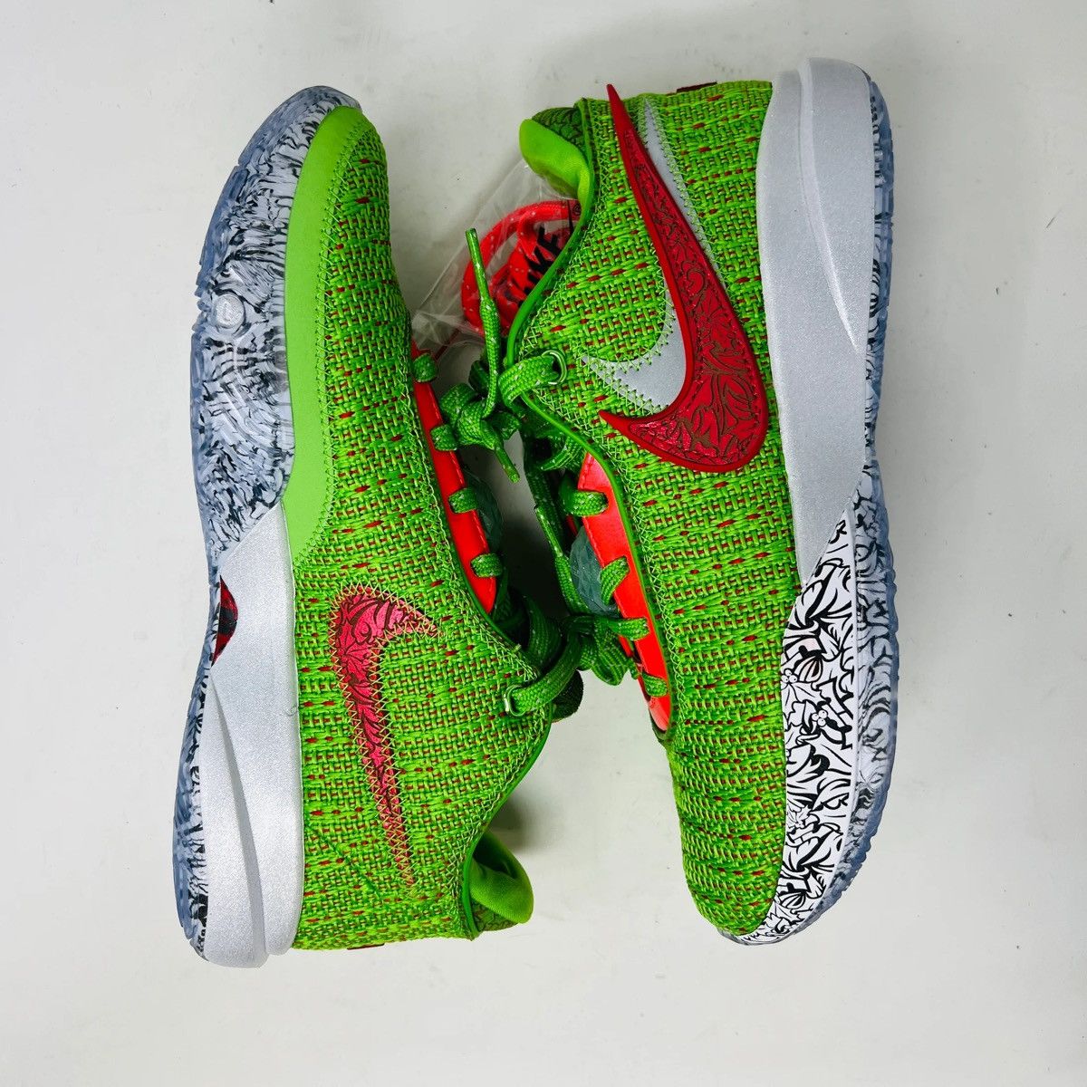 Nike Nike Lebron 20 Stocking Stuffer Size US 7.5 / EU 40-41 - 4 Thumbnail