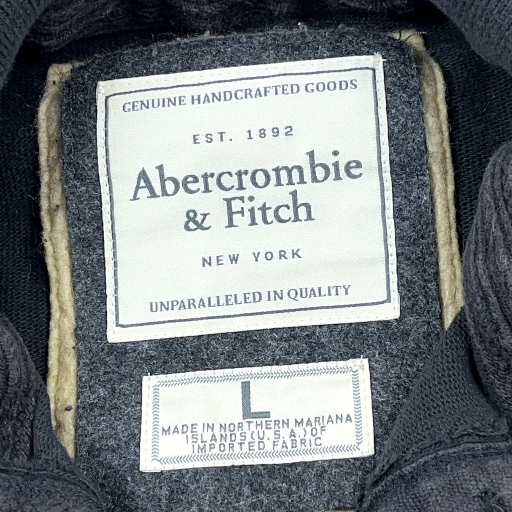 Abercrombie & Fitch VINTAGE Abercrombie & Fitch Sweater Men Large Gray Henley Pullover Y2K Faded Size US L / EU 52-54 / 3 - 6 Thumbnail