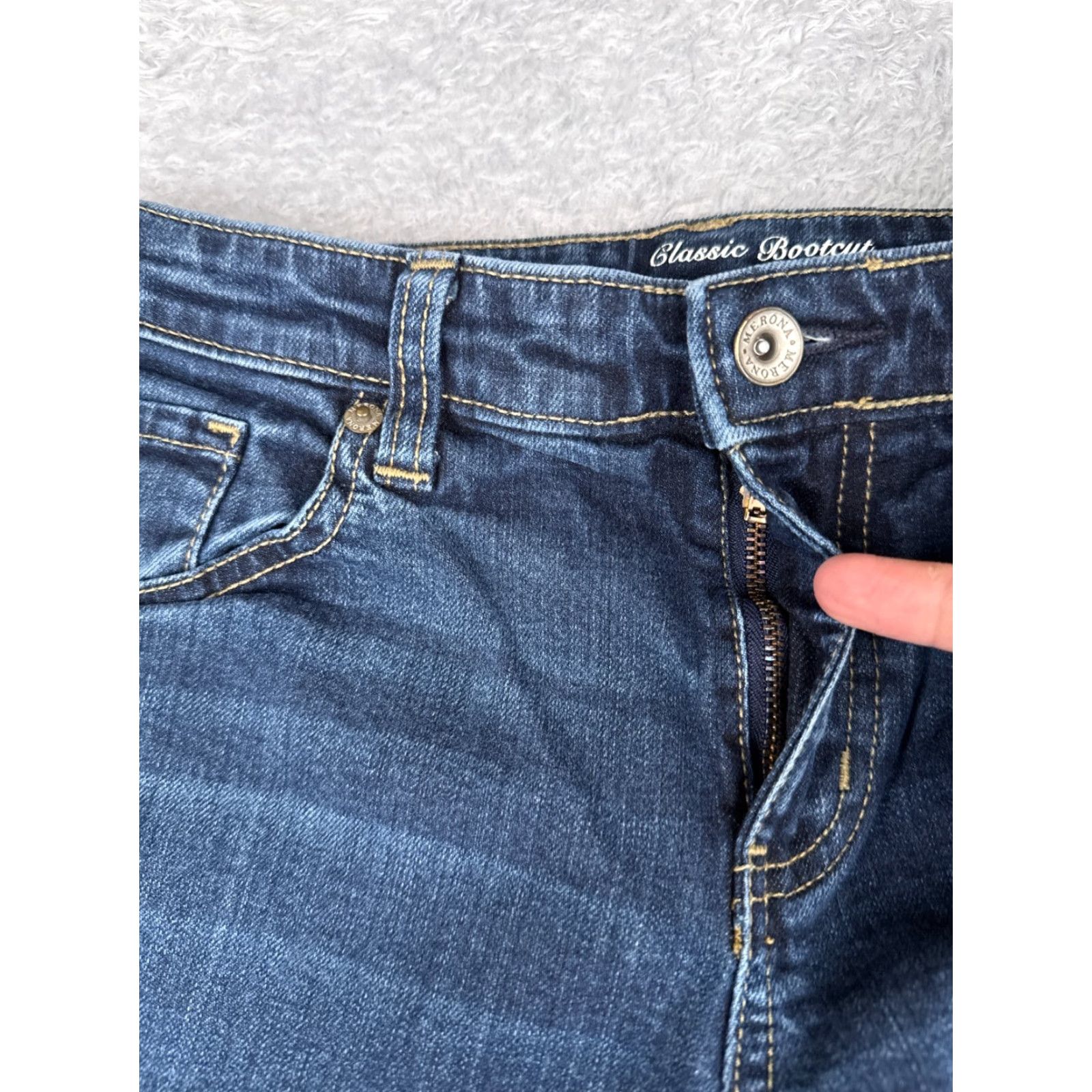 Merona Merona Jeans Women 6 Blue Denim Bootcut Adult Regular 28x30 Cotton Blend Mid Rise 30 In Inseam Vintage No Mens Women Girls Size 28" / US 6 / IT 42 - 5 Thumbnail