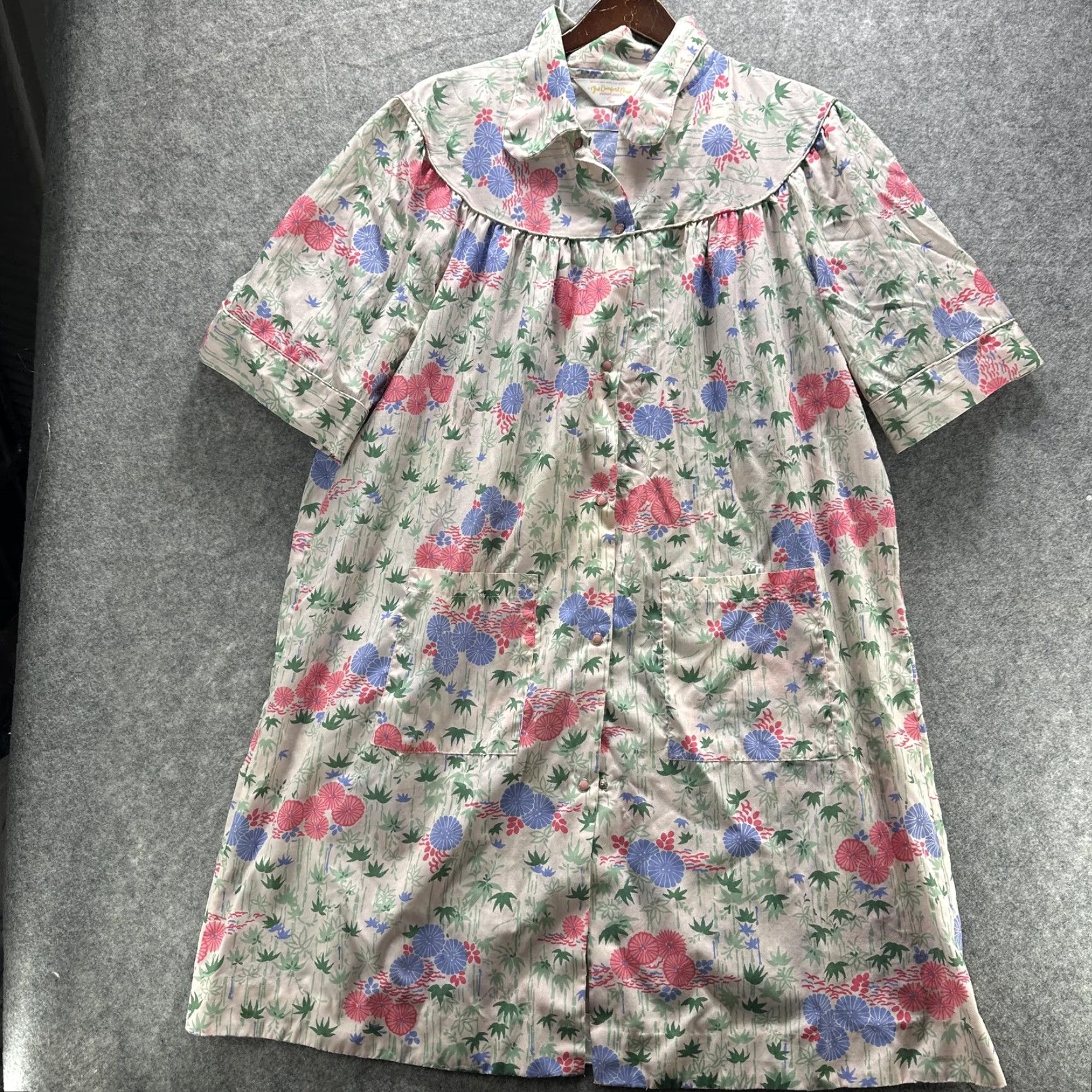 Sears VINTAGE Sears Comfort Coat Robe Womens Large Floral Bamboo Kaftan Housecoat 60s Size ONE SIZE - 3 Thumbnail
