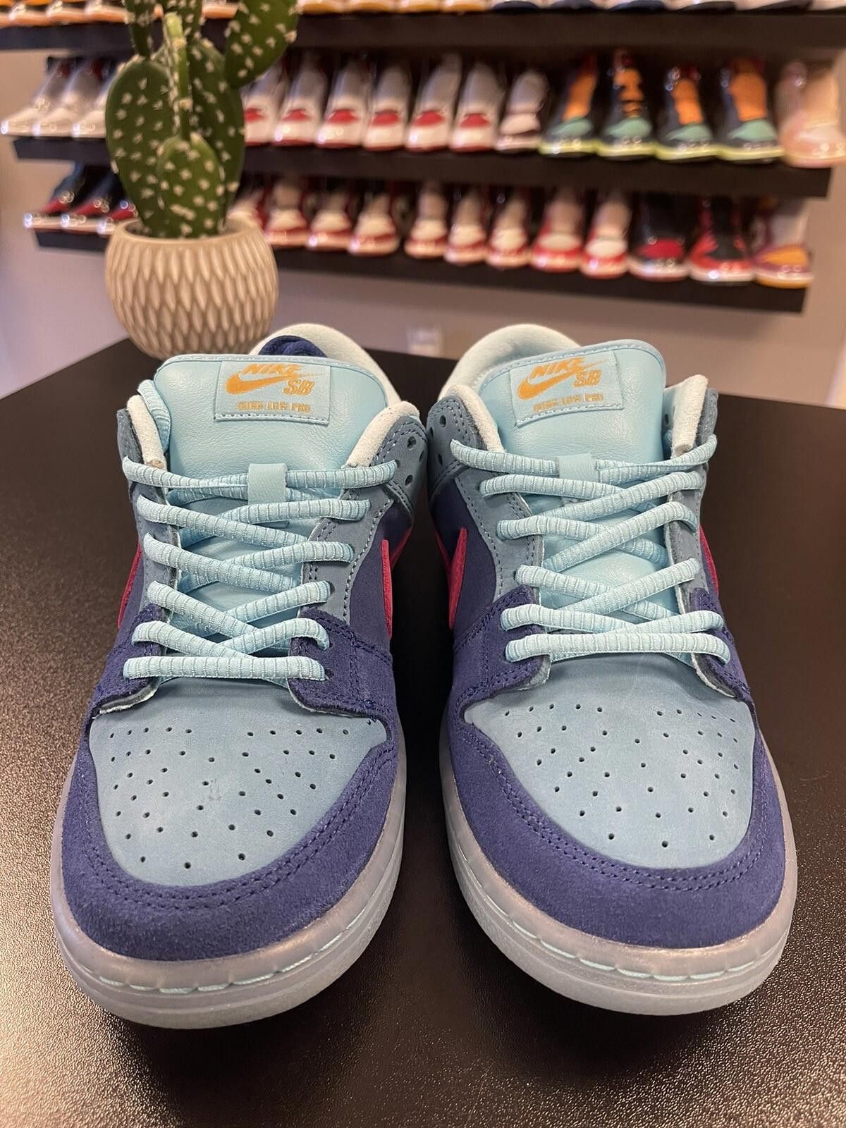 Nike Size 6 - Nike Dunk Low SB x Run The Jewels 4/20 DO9404-400 Size US 6 / EU 39 - 2 Thumbnail