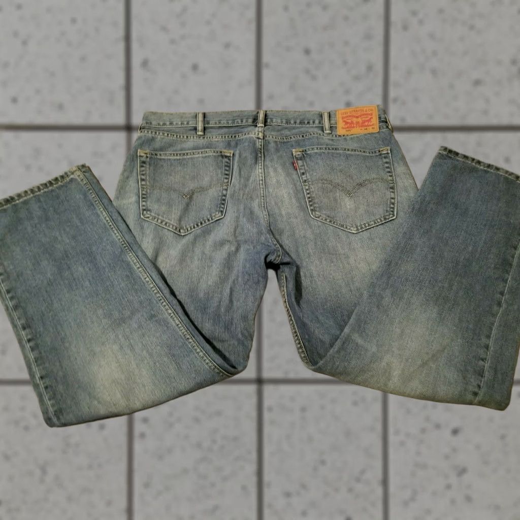 Levi's VINTAGE Levi's 505 Jeans 38x30 Regular Straight Denim Pants Mens Denim Blue 38x30 Jeans Size US 38 / EU 54 - 1 Thumbnail