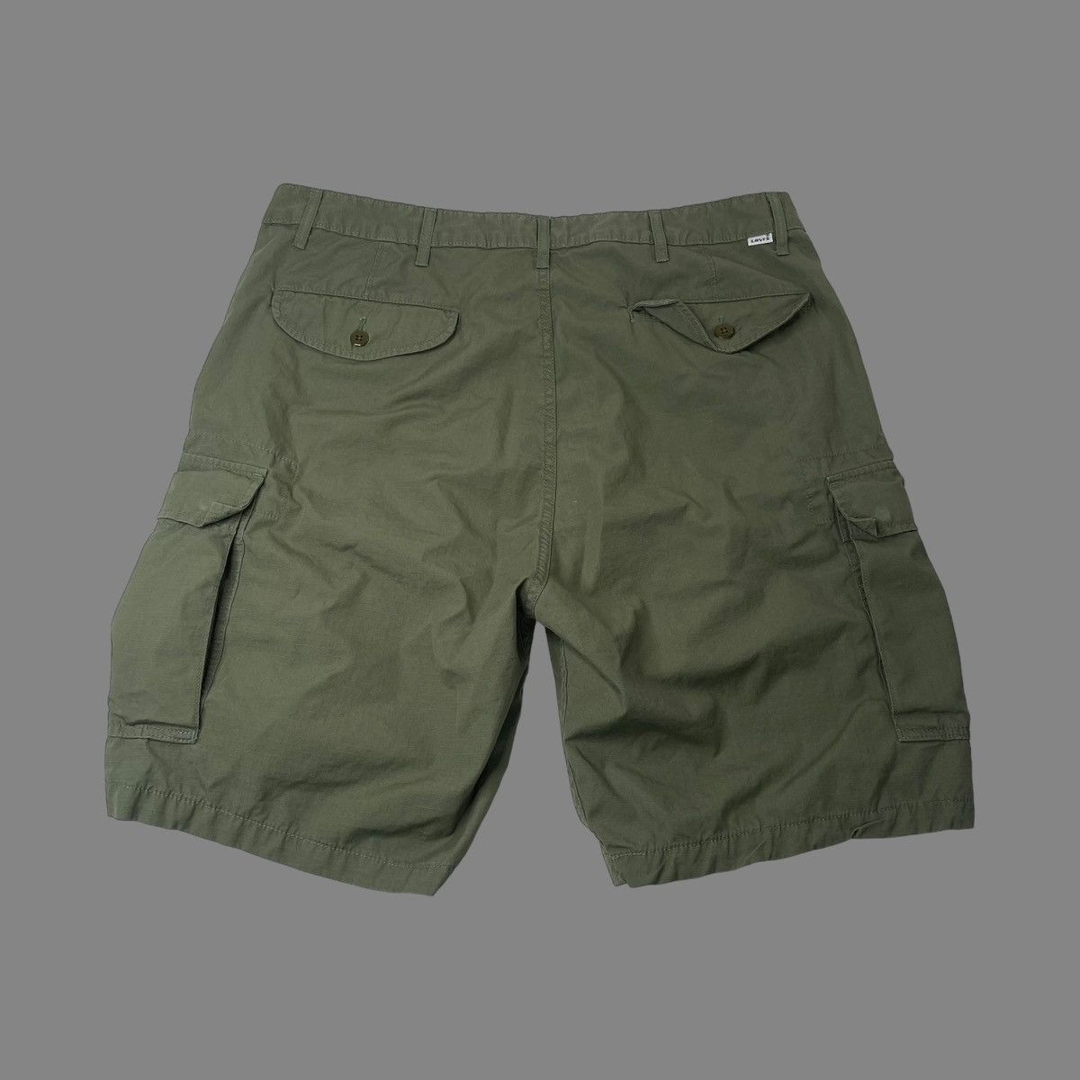 Levi's × Vintage Vintage 90s Levi’s cargo shorts Size US 38 / EU 54 - 2 Thumbnail