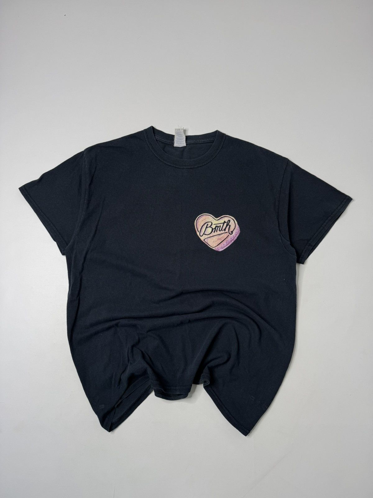 Band Tees Vintage BMTH Bring me the horizon tee rock band y2k logo 00s Size US M / EU 48-50 / 2 - 3 Thumbnail