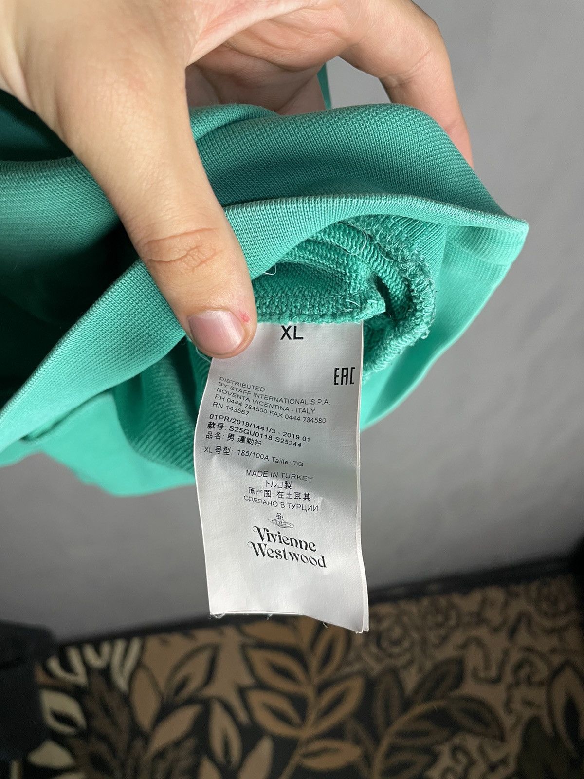 Vivienne Westwood Vintage Vivienne Westwood Sweatshirt Orb Logo Basic Pullover Size US XL / EU 56 / 4 - 6 Thumbnail