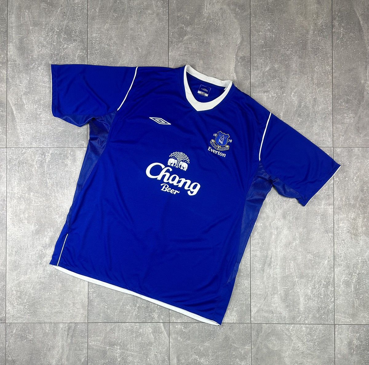 Umbro Umbro Everton Home Soccer Jersey 2004/05 Size US XXL / EU 58 / 5 - 1 Thumbnail