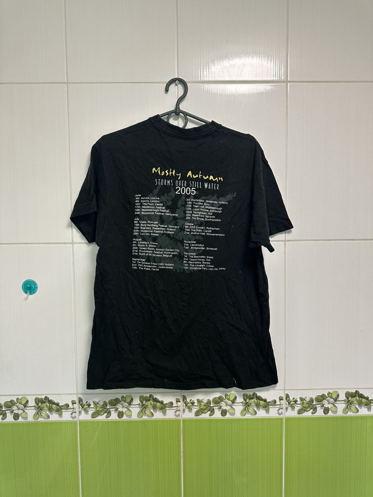 Vintage Mostly autumn tour 2005 storms over still water size L Size US L / EU 52-54 / 3 - 4 Thumbnail