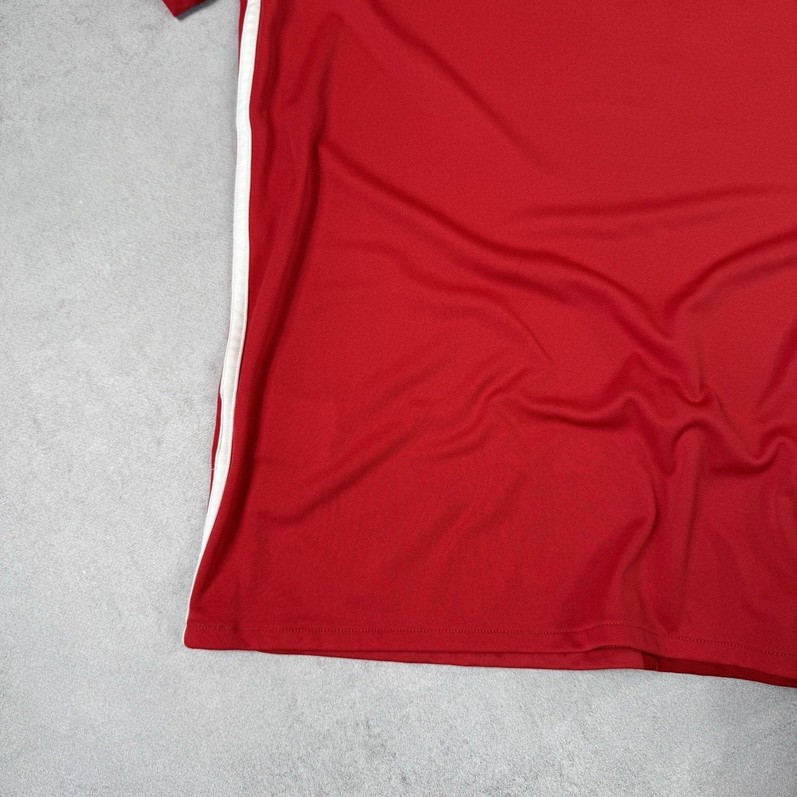 Adidas MANCHESTER UNITED 2016 2017 SOCCER JERSEY ADIDAS SIZE M Red Size US M / EU 48-50 / 2 - 21 Thumbnail