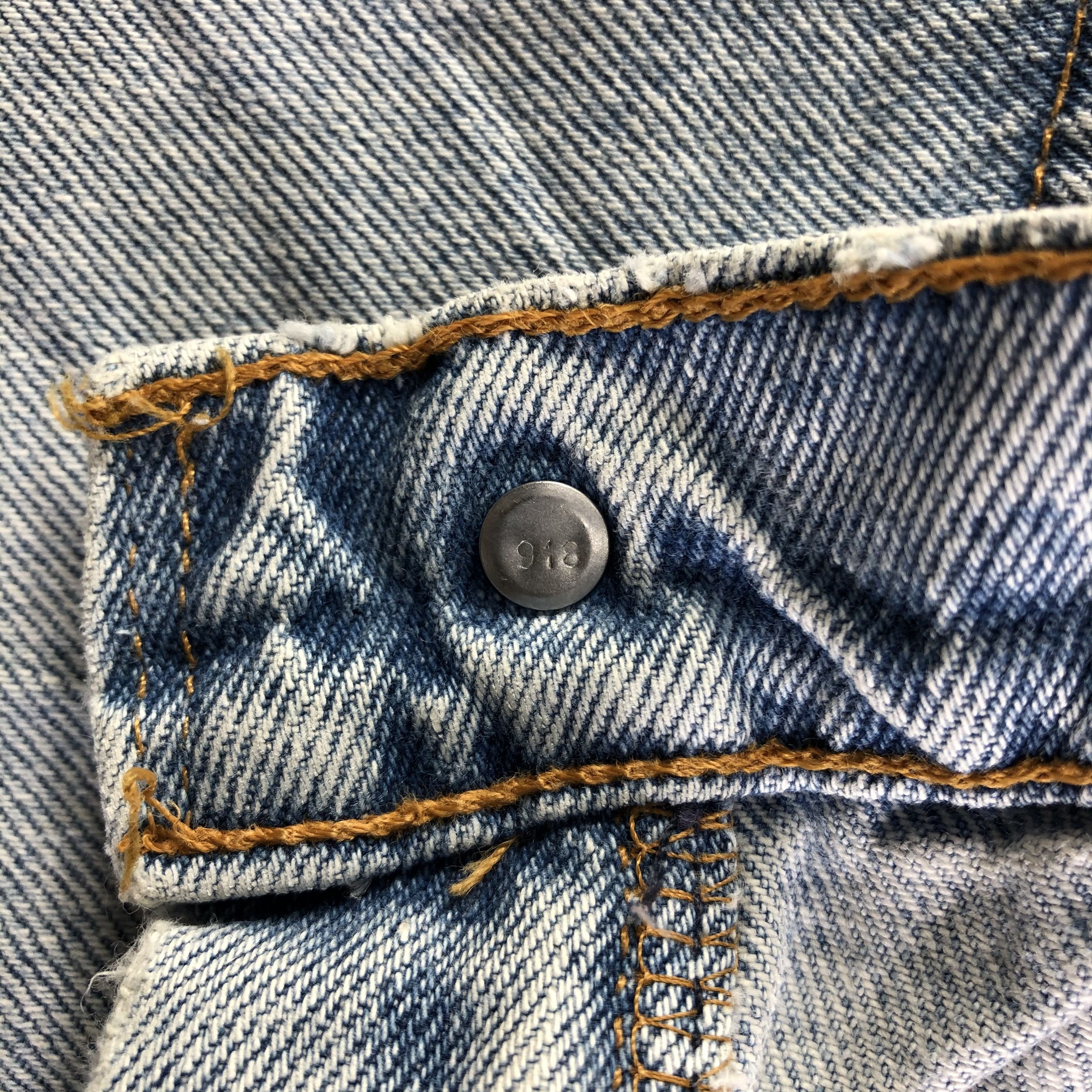 Levi's Vintage Light Wash Levis 521 Jeans-J4475 Size US 28 / EU 44 - 10 Thumbnail