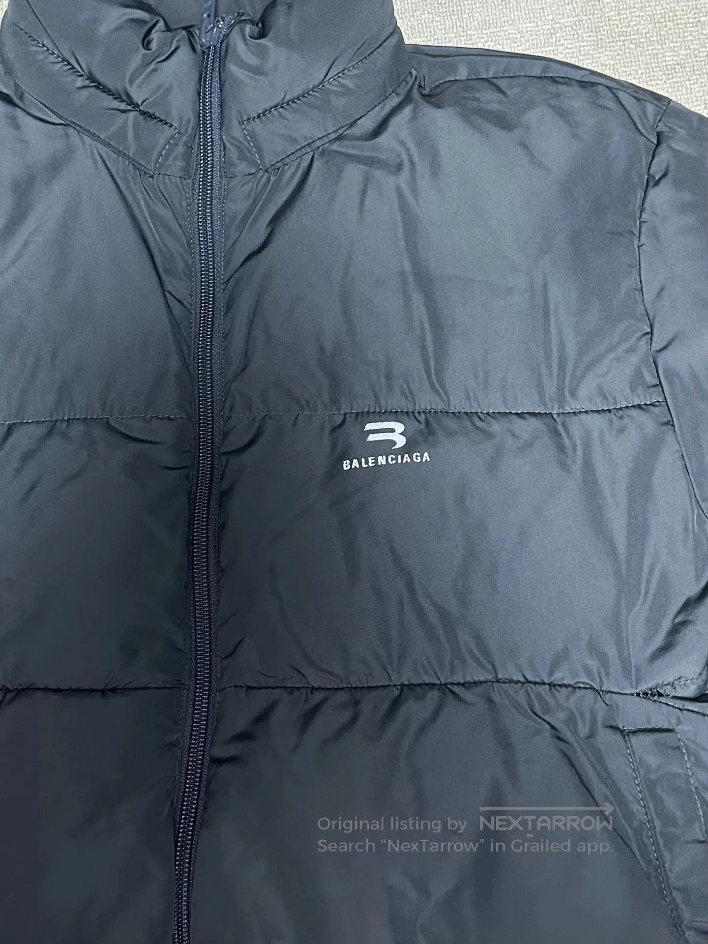 Balenciaga balenciaga sporty oversized down jacket. Size US S / EU 44-46 / 1 - 4 Thumbnail