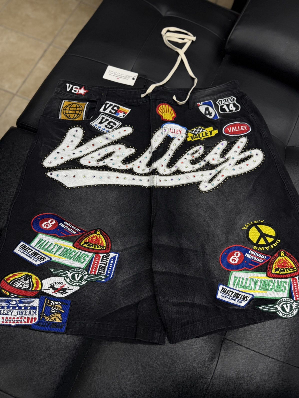 Vale Valley Black Denim Patchwork Shorts Size 38 (Brand New) Size US 38 / EU 54 - 1 Thumbnail