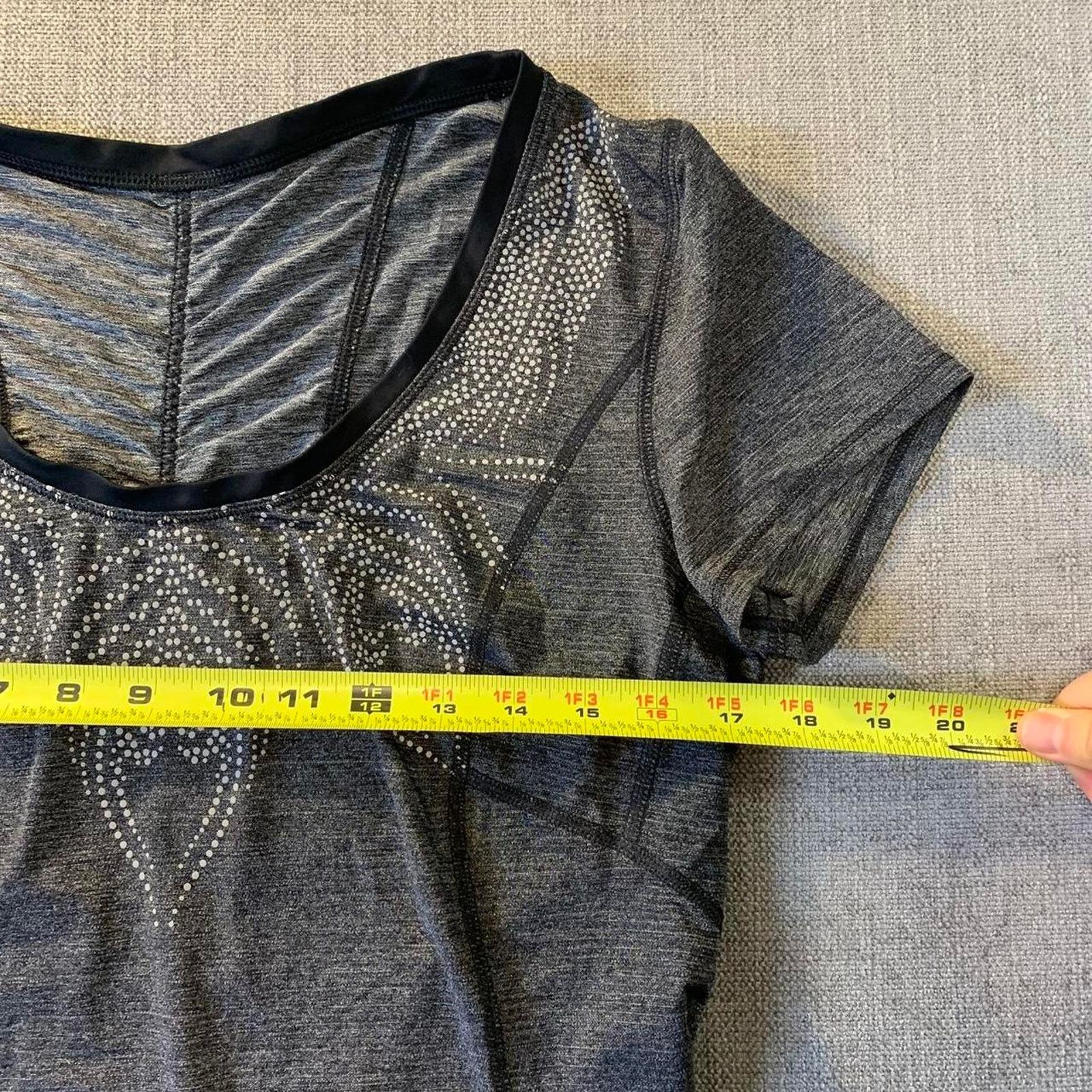 Lululemon Lululemon grey swiftly tech top gym outdoor Size L / US 10 / IT 46 - 6 Thumbnail