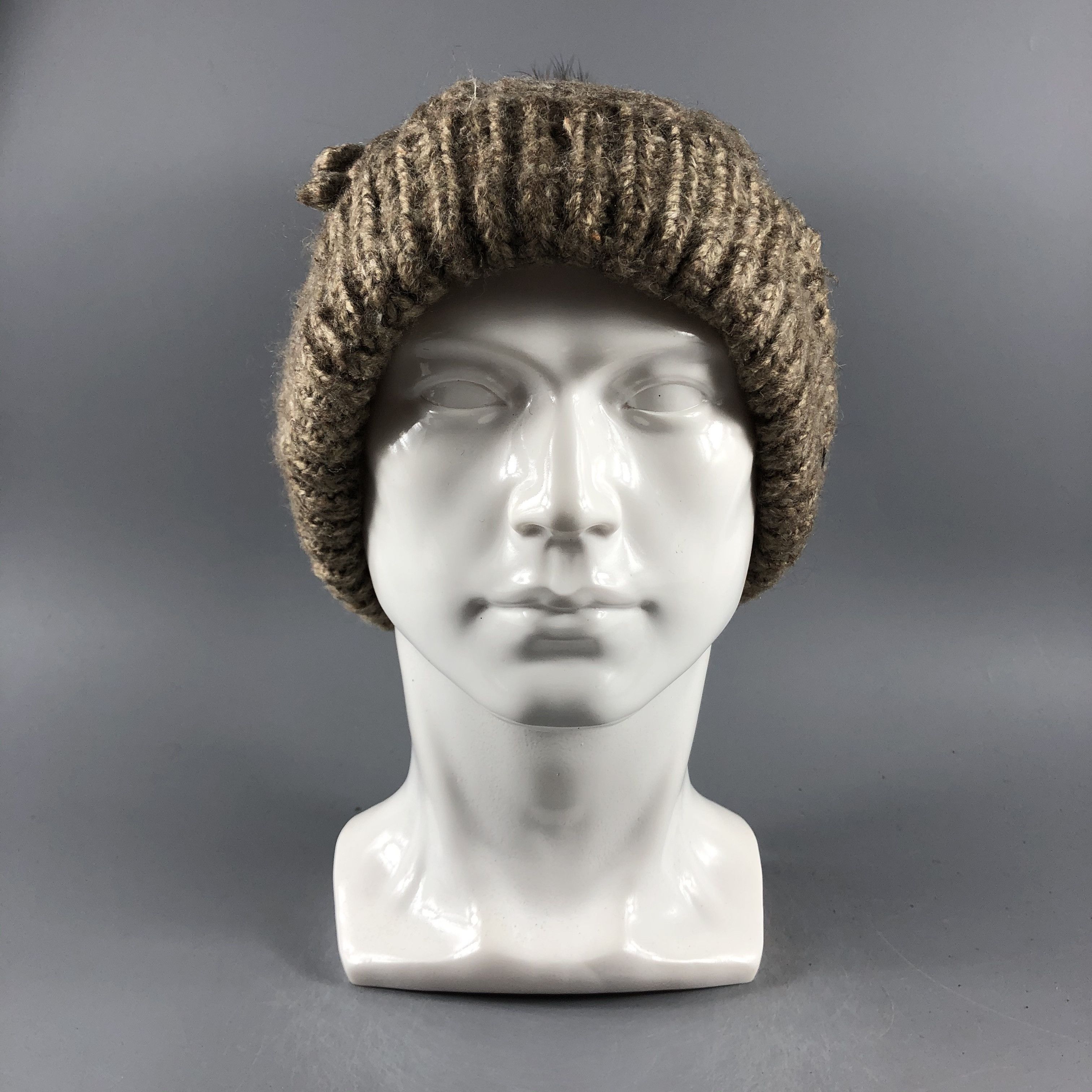 Vintage Aran Isle PomPom Beanie Snow Hat Snow Cap -D330 Size ONE SIZE - 7 Thumbnail
