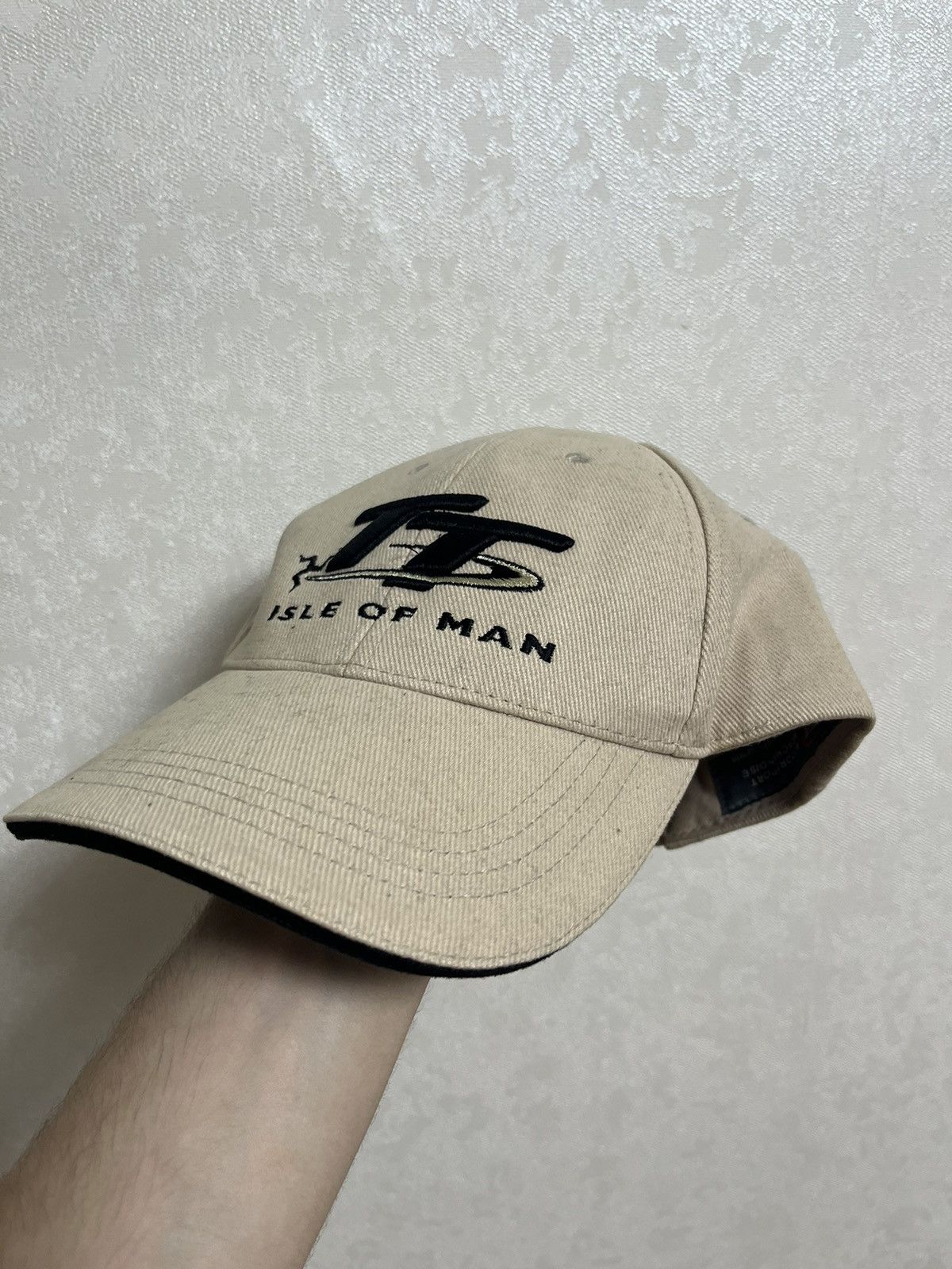 Formula 1 × Vintage Isle Of Man Vintage y2k Racing Cap Size ONE SIZE - 1 Thumbnail