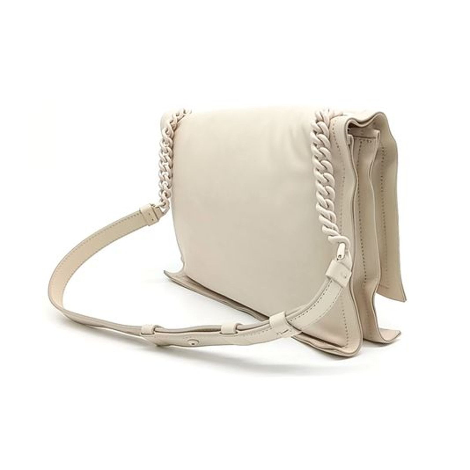 Ferragamo Viva Shoulder Bag (10201859)