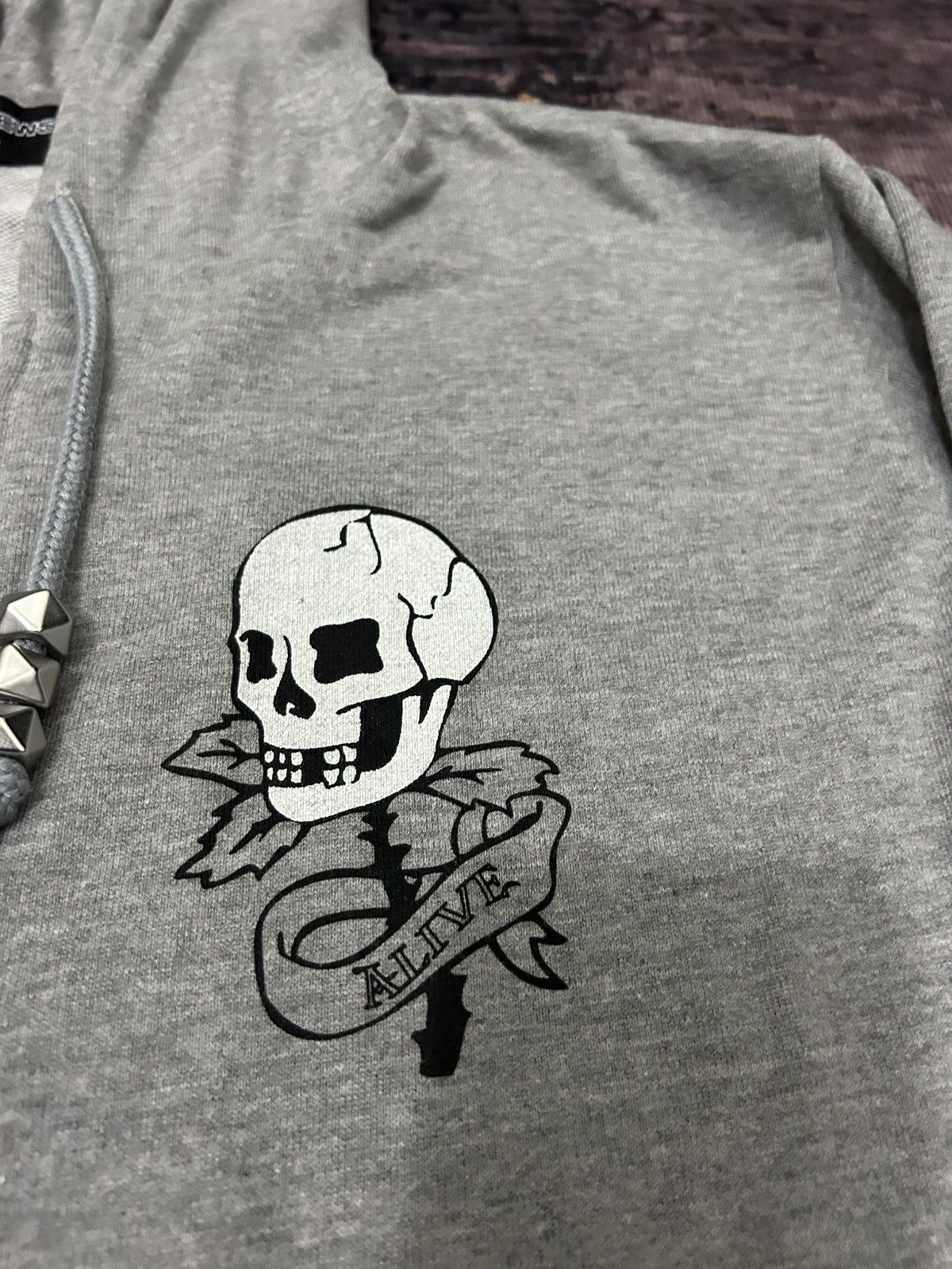 Japanese Brand Glad News Japan Skull Spine Studded Zip Hoodie Size US M / EU 48-50 / 2 - 8 Thumbnail