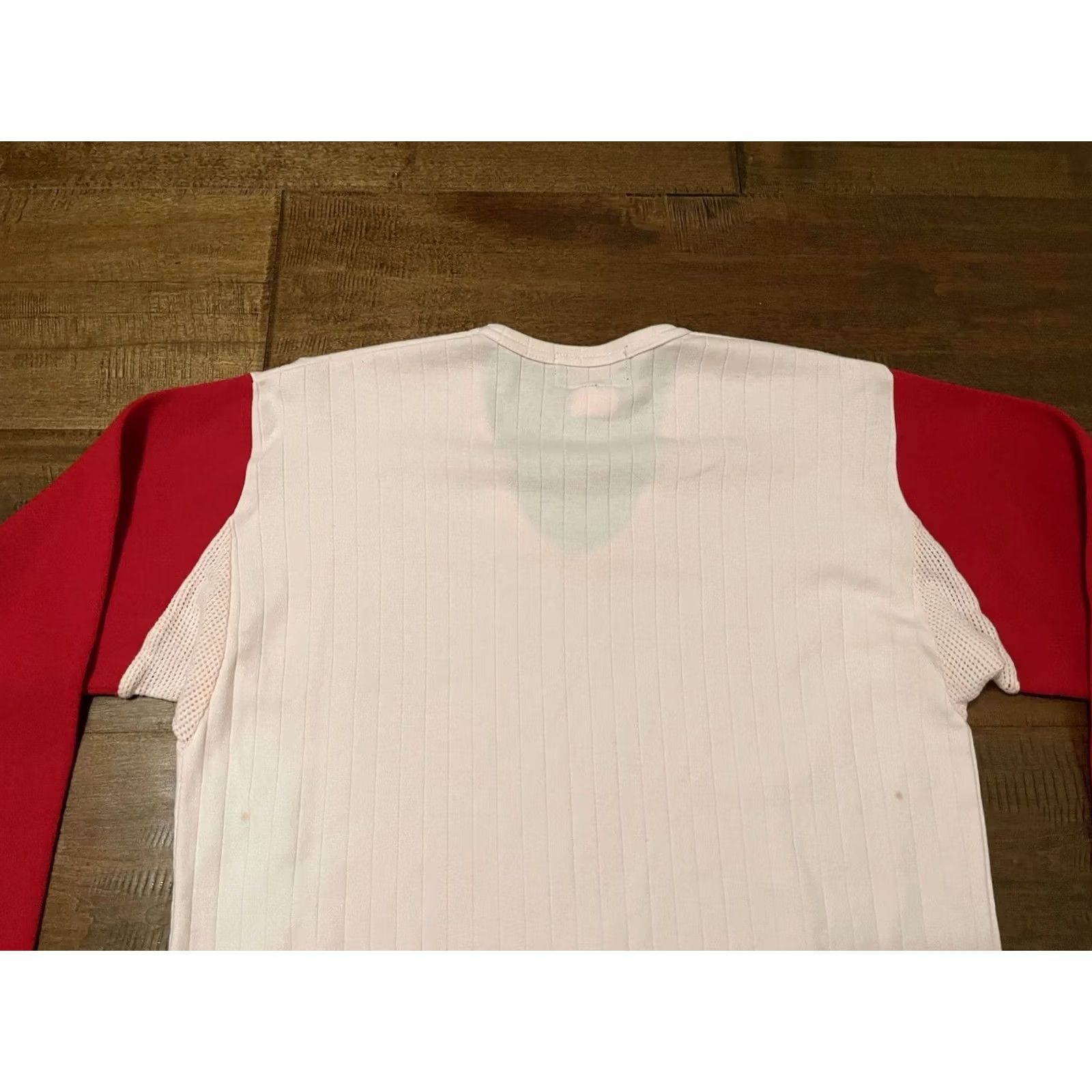 Mizuno VINTAGE Mizuno Raglan Baseball Shirt Made in Japan - Adult XL Red/White - 70% Cotton 30% Acrylic Mens XL Size US XL / EU 56 / 4 - 5 Thumbnail