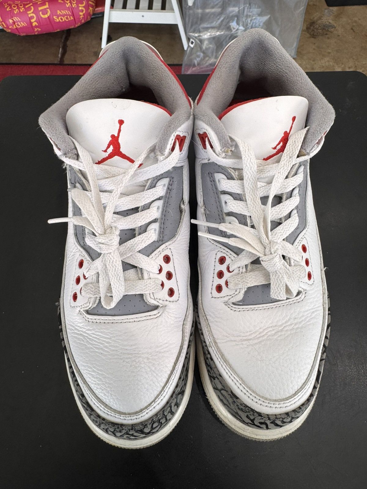 Jordan Brand Air Jordan 3 Fire Red Size 7Y (2022) Size US 7 / EU 40 - 2 Thumbnail