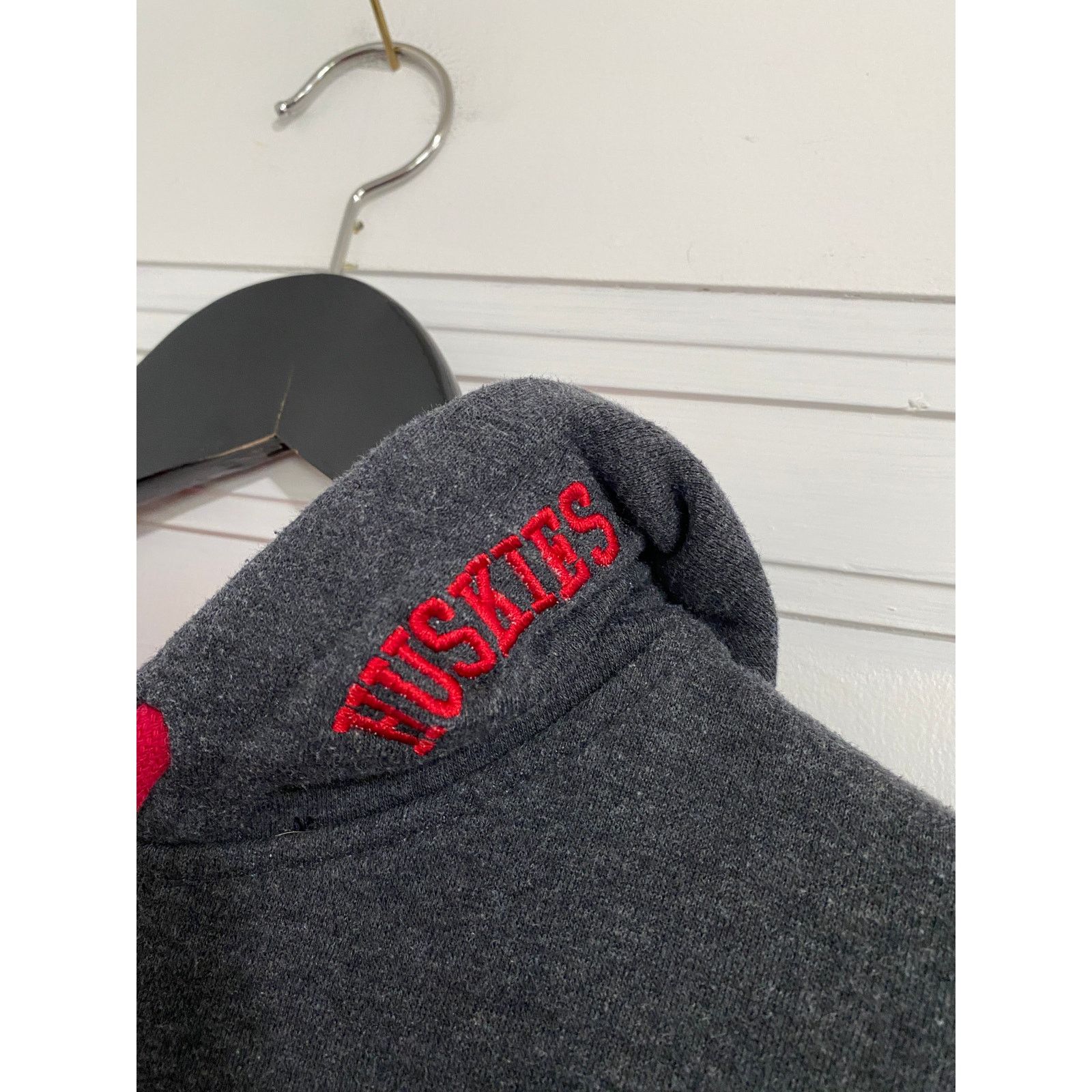 NCAA St. Cloud State University Huskies Stitched Hoodie Size M Size US M / EU 48-50 / 2 - 3 Thumbnail