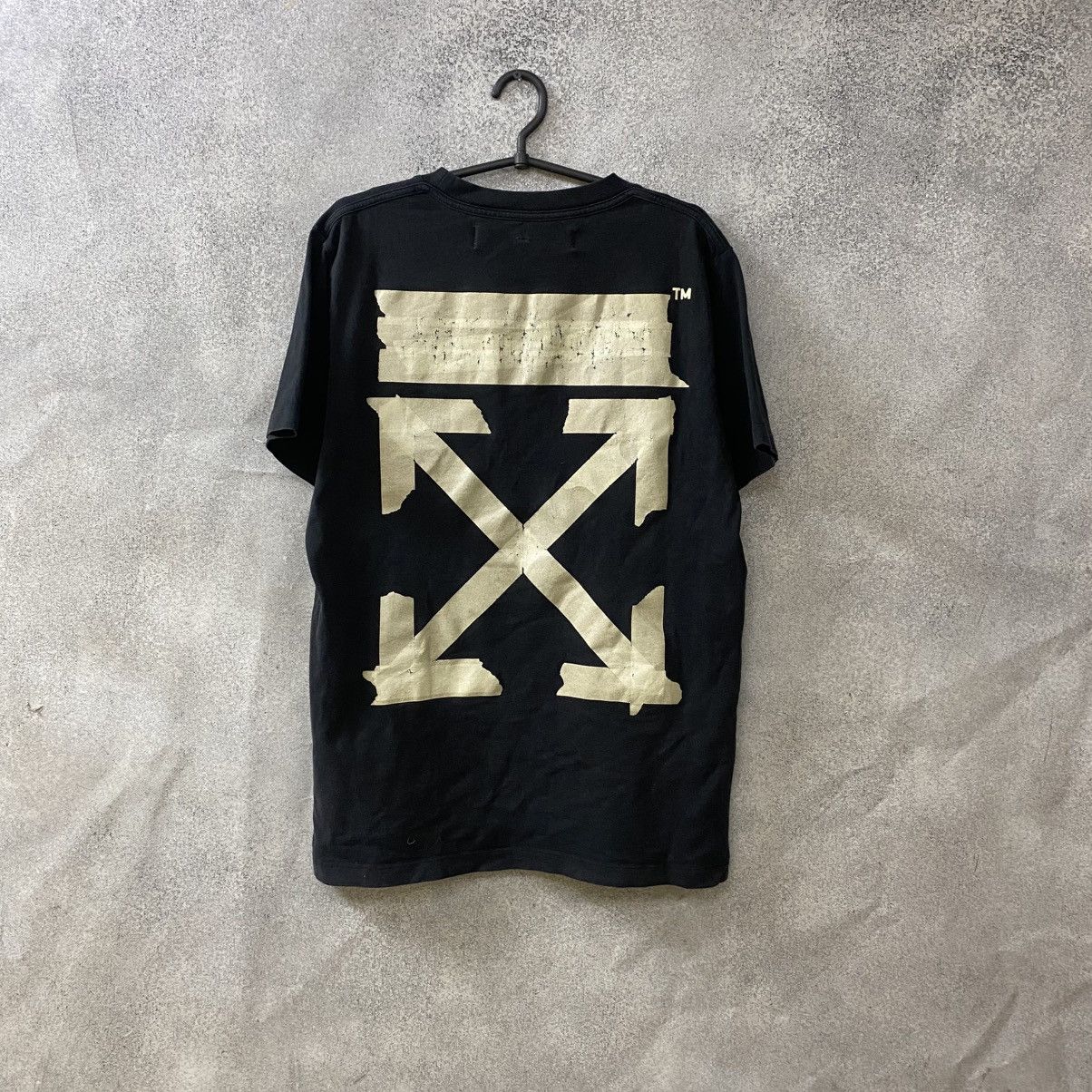 Off-White Off white t shirt Big Logo Luxury Size US M / EU 48-50 / 2 - 1 Thumbnail
