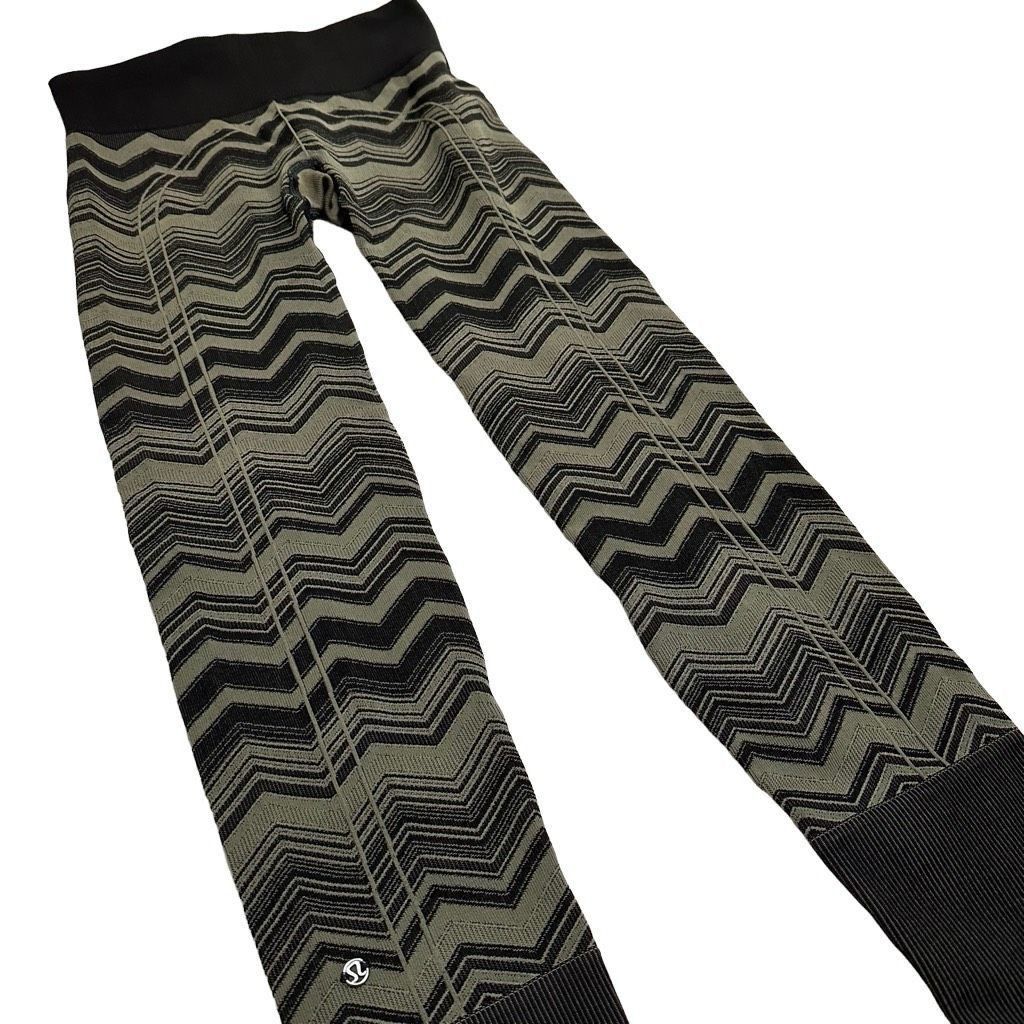 Lululemon Lululemon Ebb to Street Pant Size 27" / US 4 / IT 40 - 5 Thumbnail
